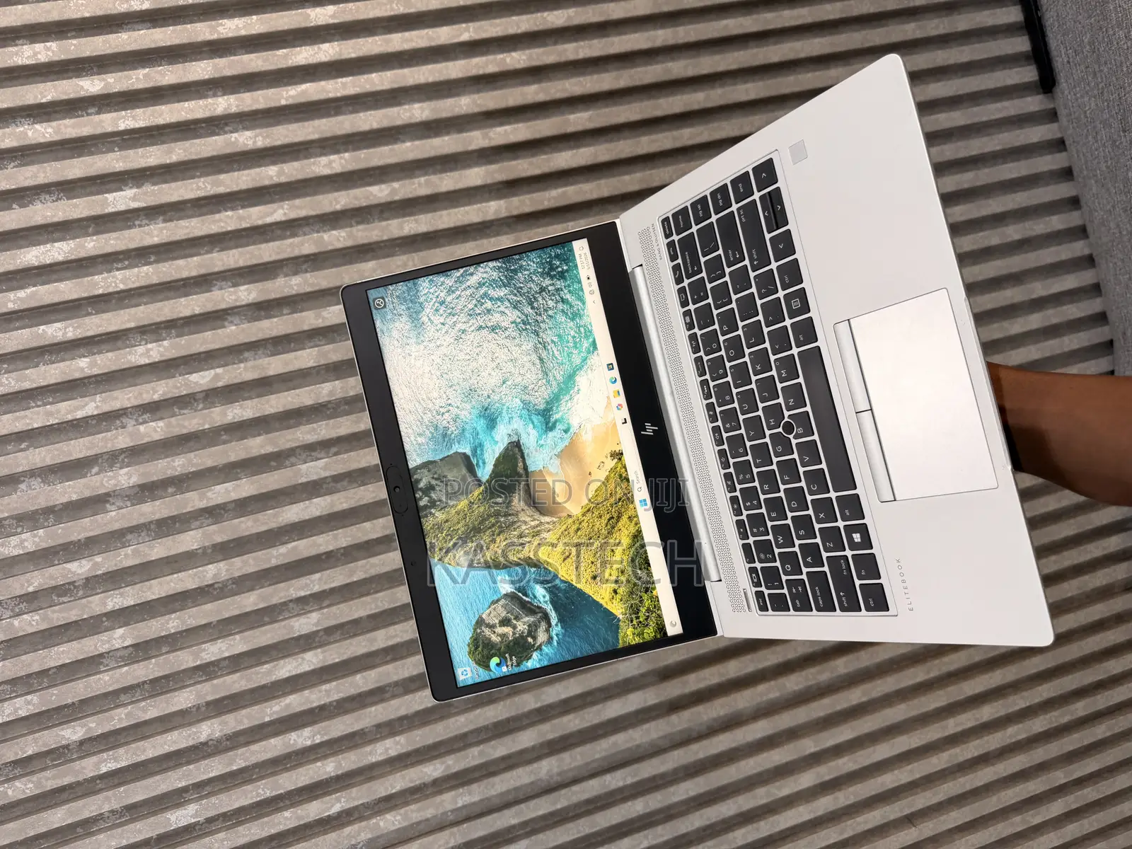 Laptop HP EliteBook 745 G6 8GB AMD Ryzen 5 SSD 256GB