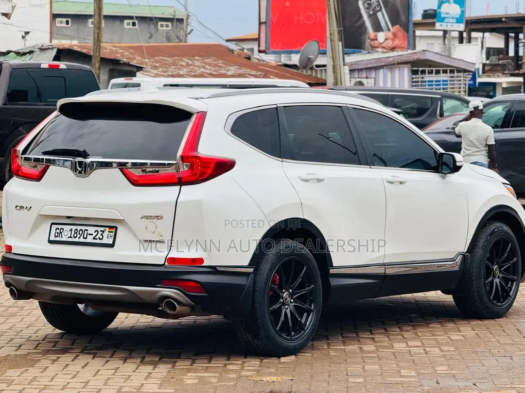 Honda CR-V Touring AWD 2019 White