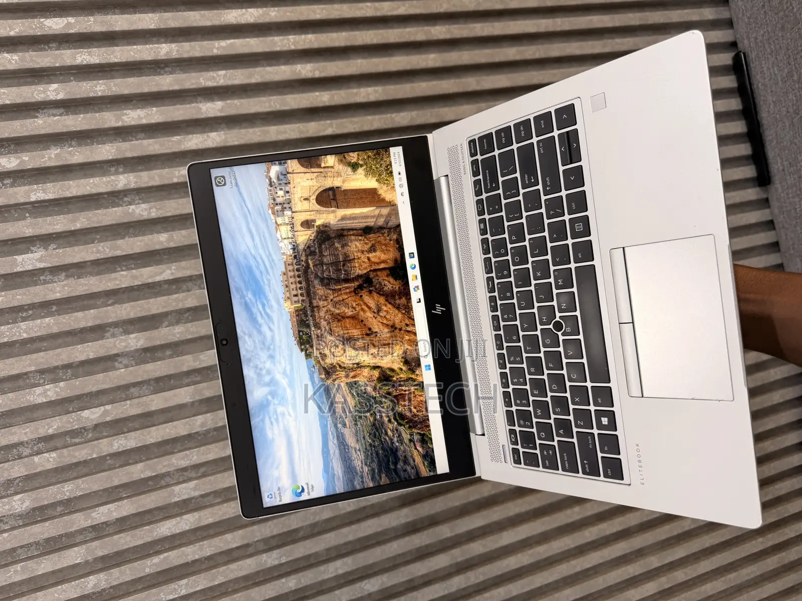 Laptop HP EliteBook 745 G6 8GB AMD Ryzen 5 SSD 256GB