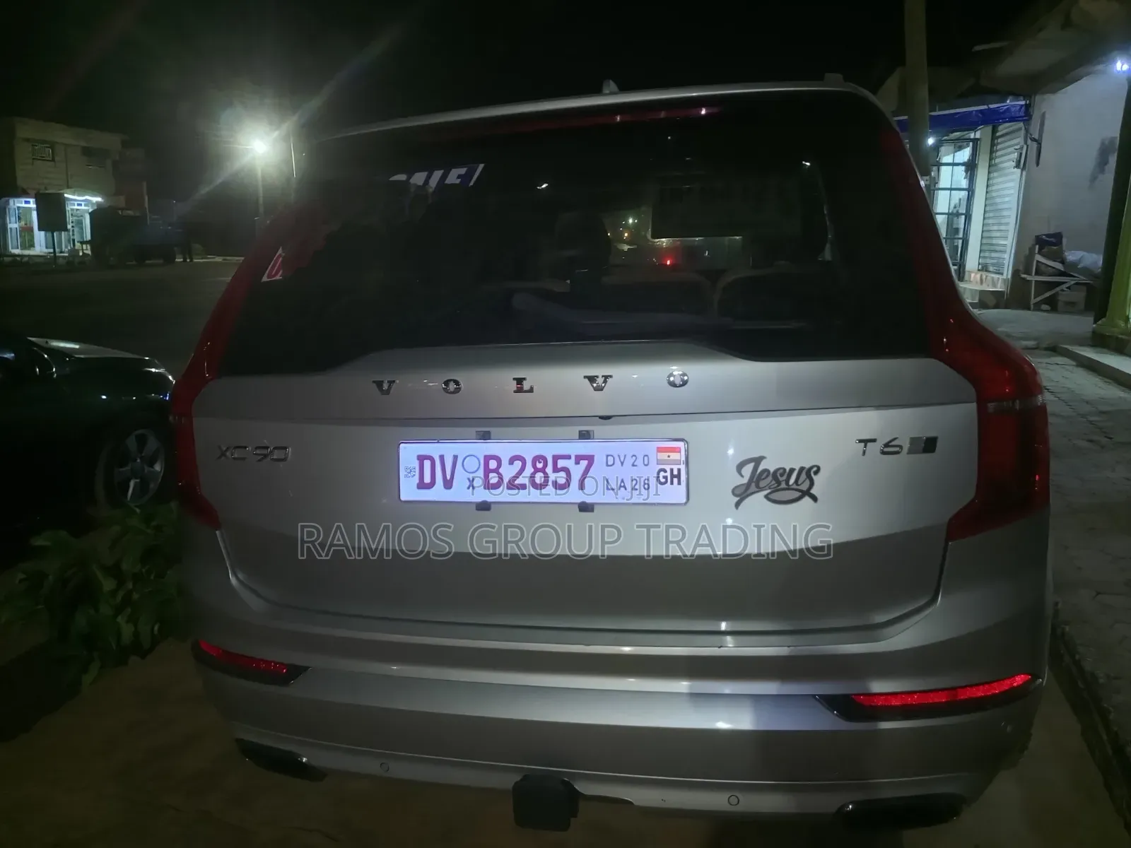 Volvo XC90 Plug-In Hybrid 2025 Silver