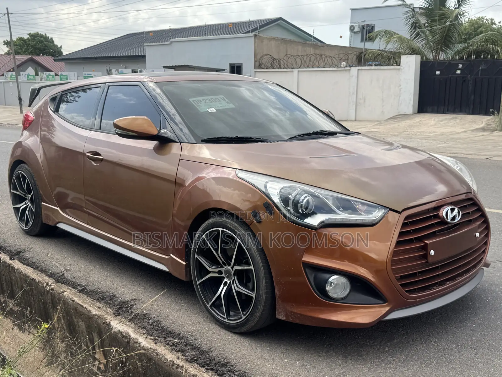 Hyundai Veloster 2013 Beige