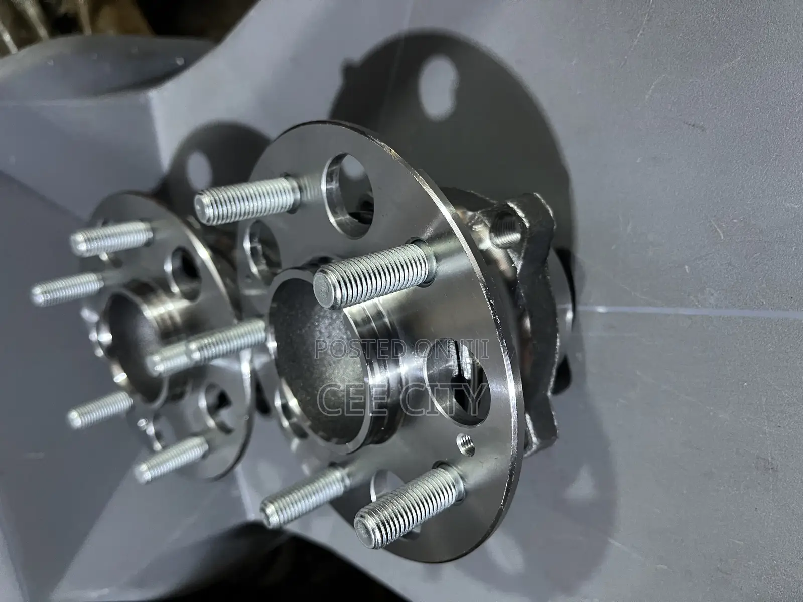 Honda CRV 2017-2023 Back Hub 2x4