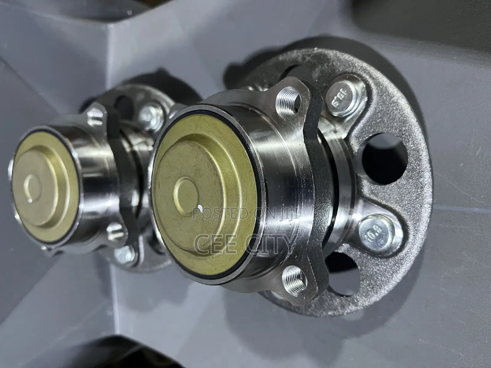 Honda CRV 2017-2023 Back Hub 2x4