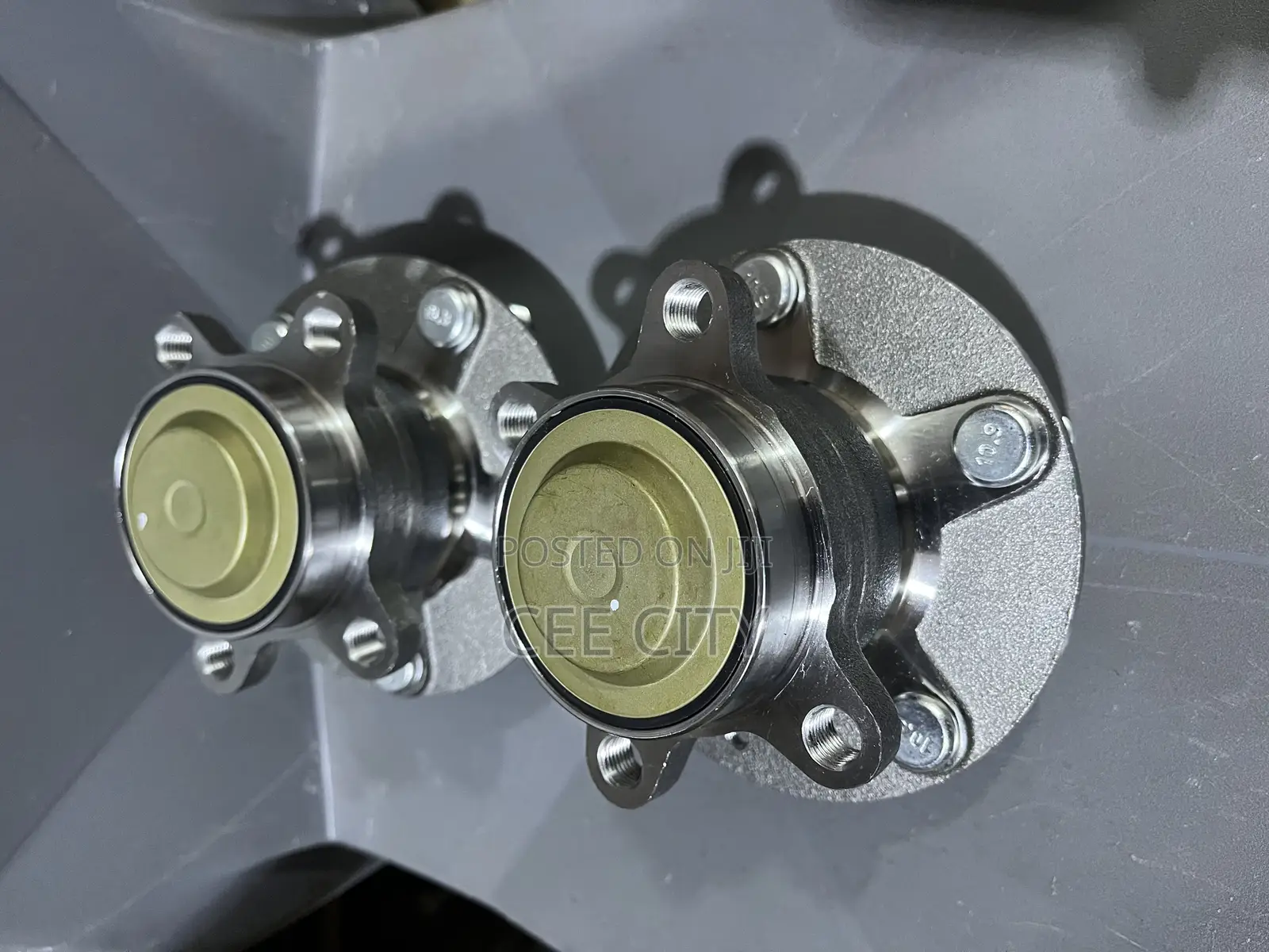 Honda Civic 2016-2023 Back Hub