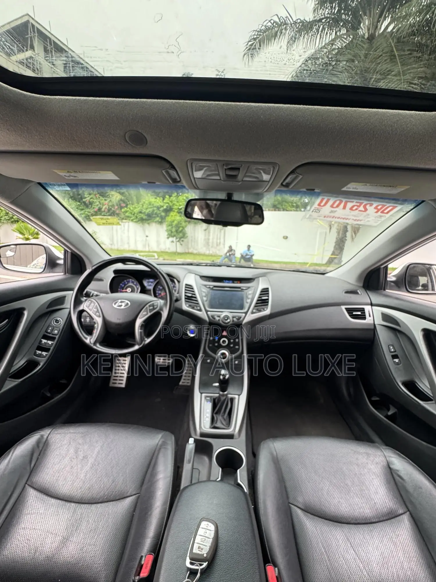 Hyundai Elantra Limited 4dr Sedan (1.8L 4cyl 6A) 2015 White