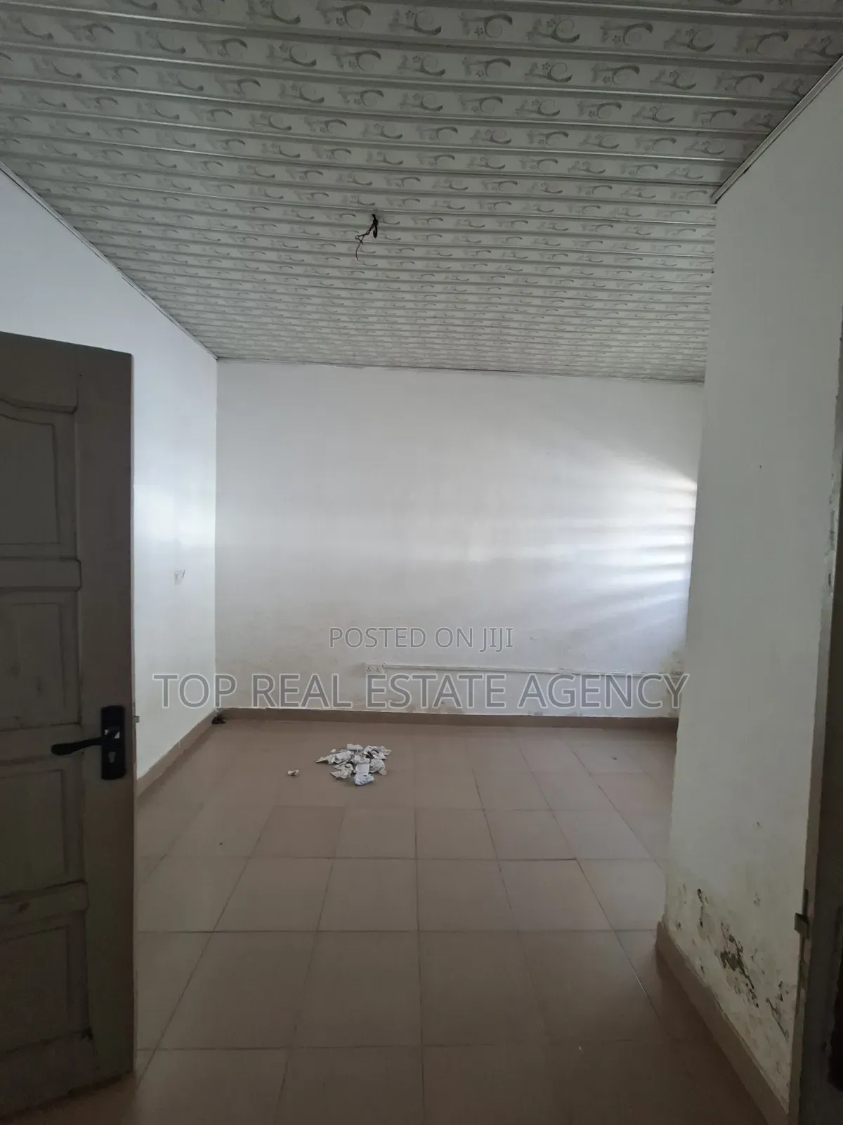 1bdrm Apartment in Behind Papa'S Pizza, North Legon for rent