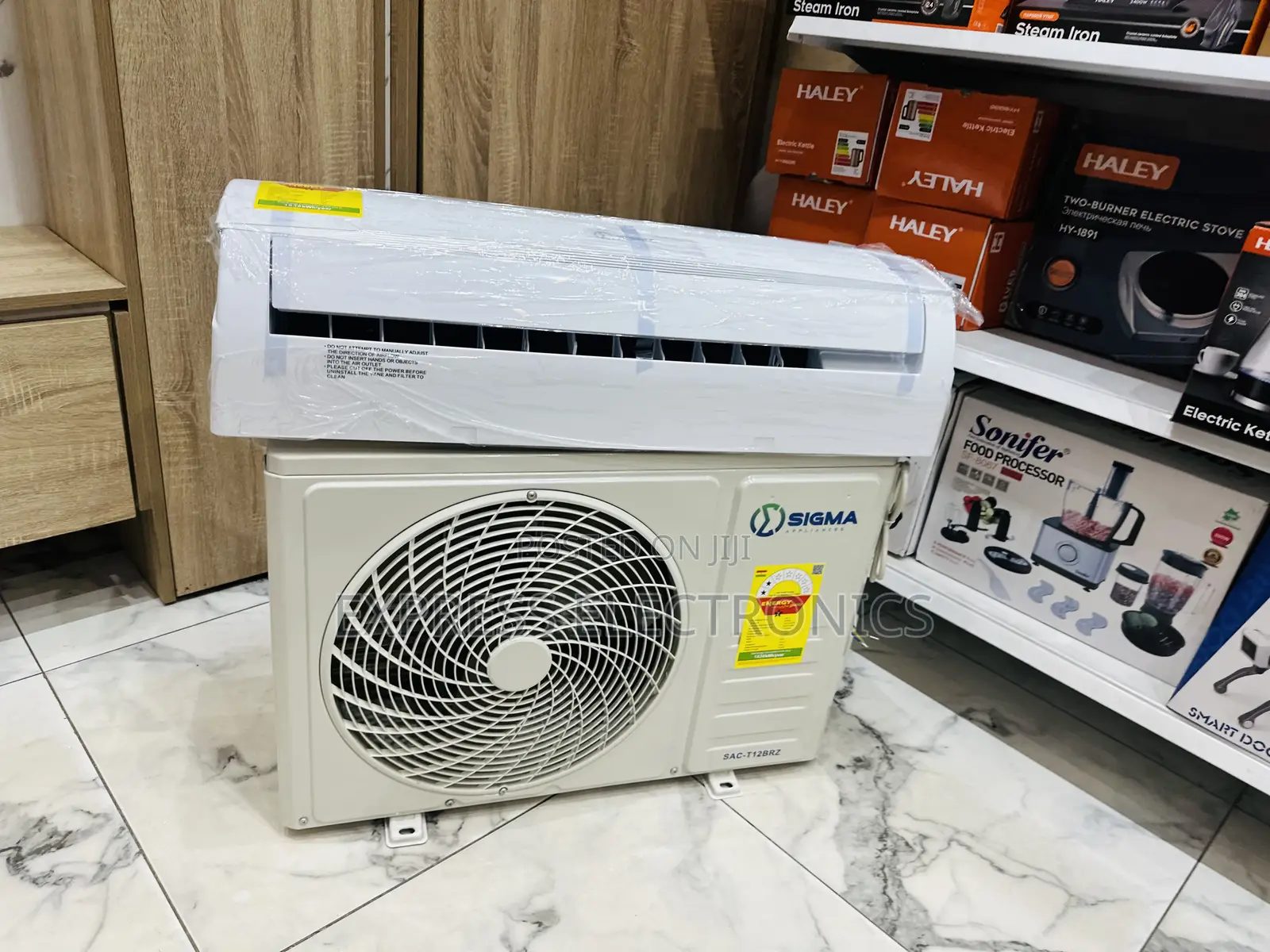 Ultra Modern Sleek White 1.5hp Sigma Air Conditioner