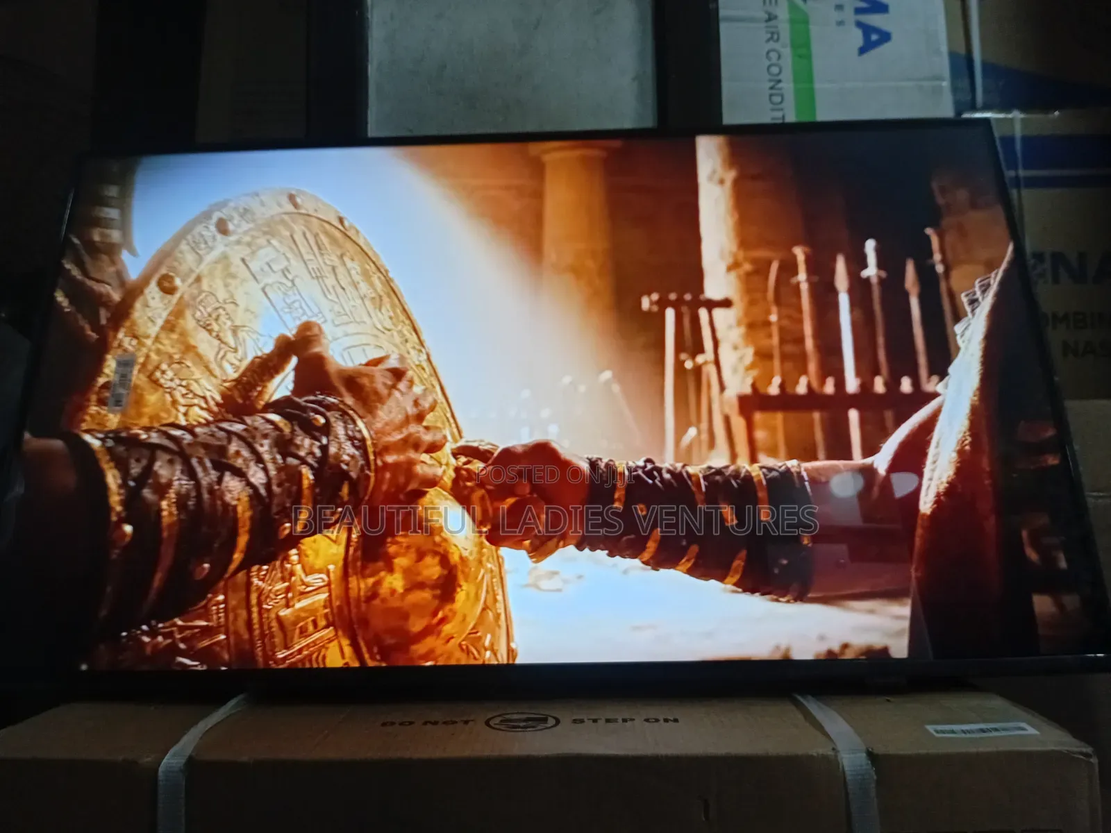 Samsung 43” Stylish Smart Television for Family Entertainment