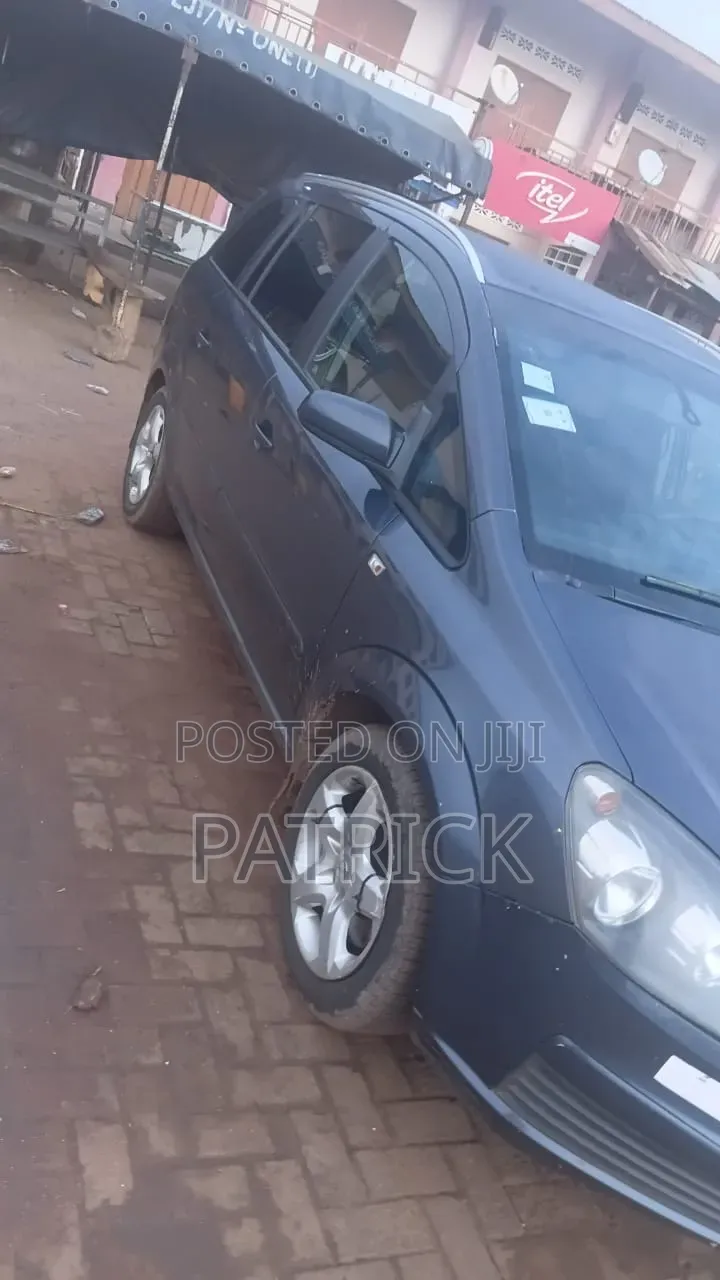 Opel Zafira 1.6 2008 Black