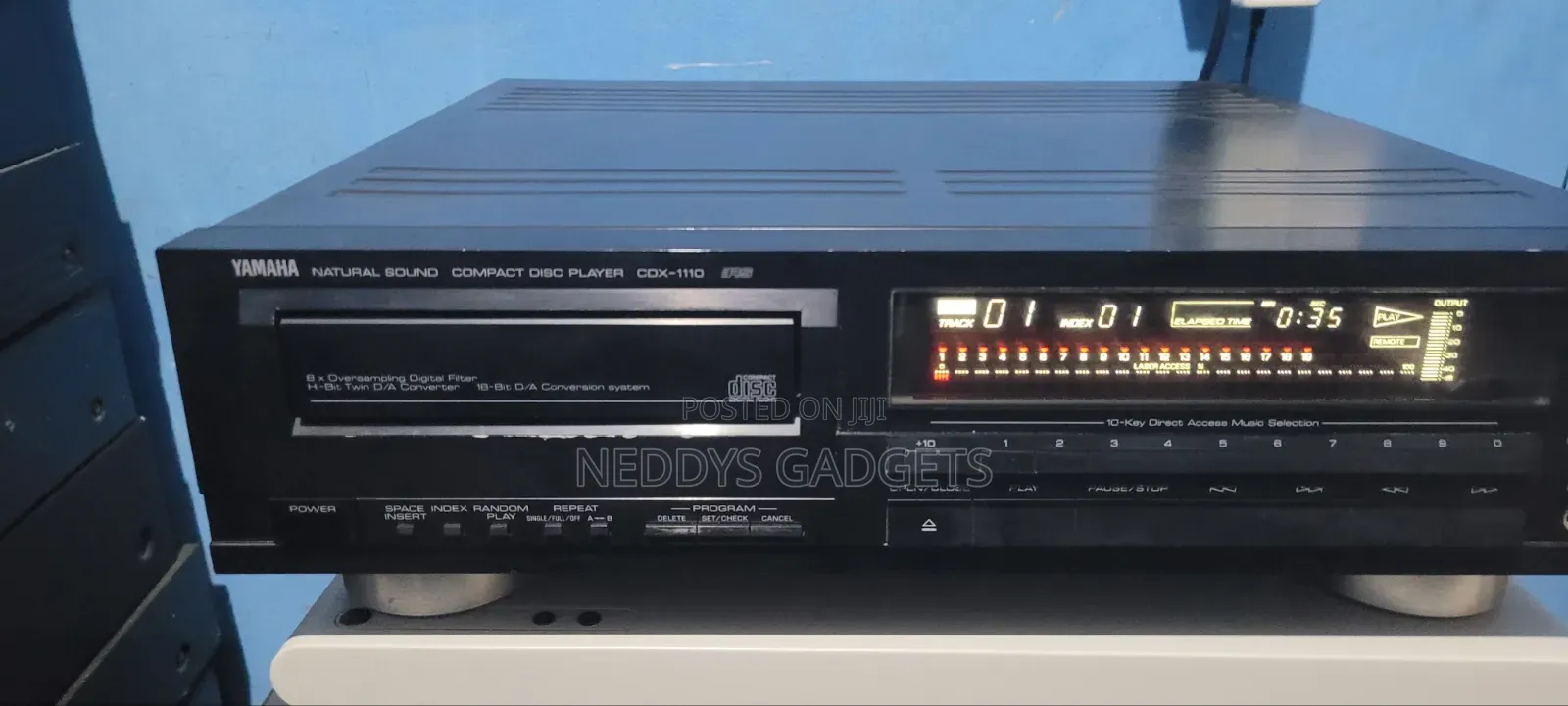 Yamaha CDX-1100 -- One of the Best Cd Players Ever Made