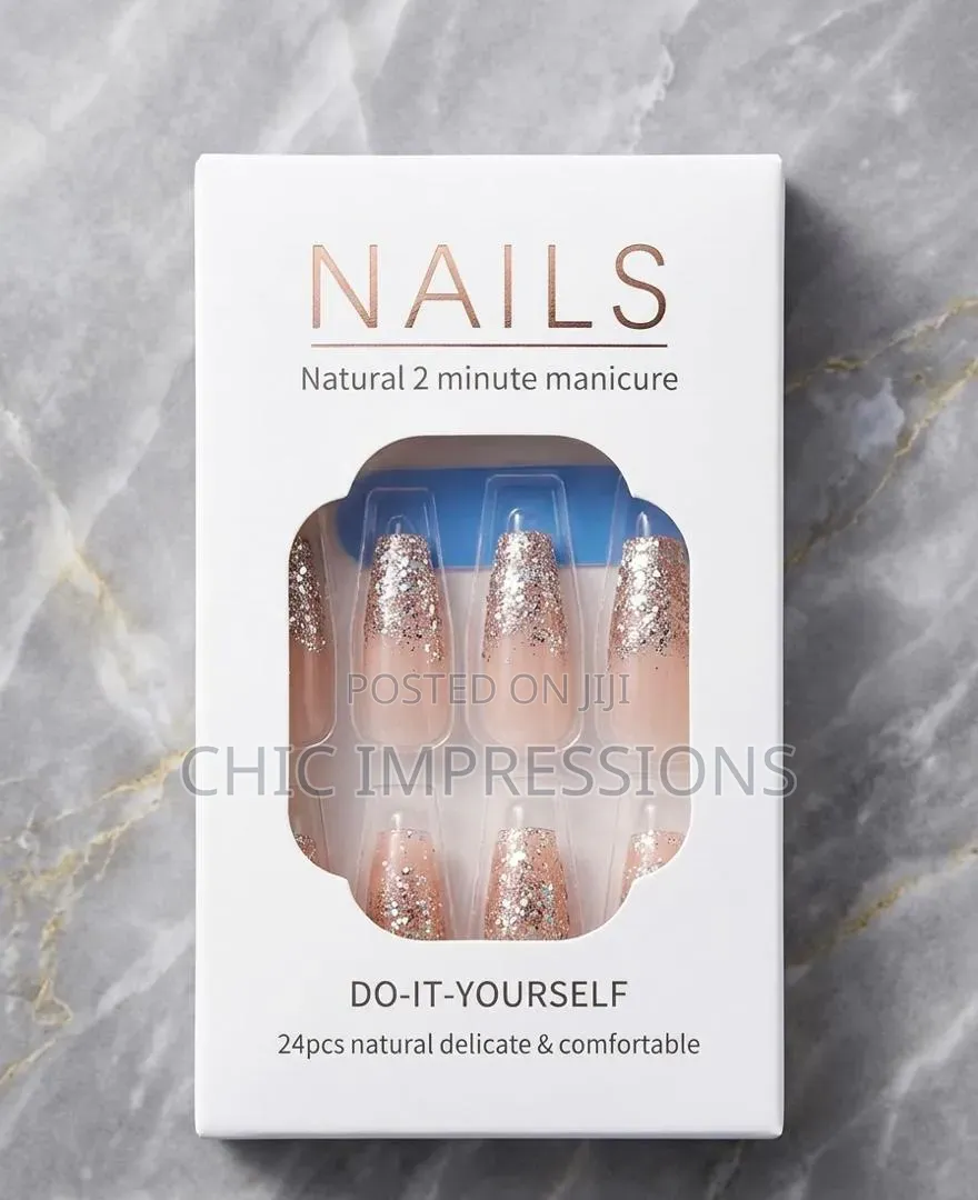 24 Reusable Press On Nails