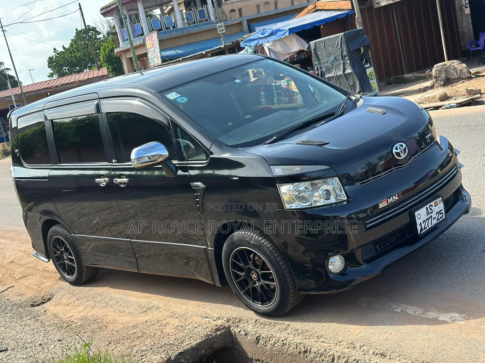 Toyota Voxy 2012 Black