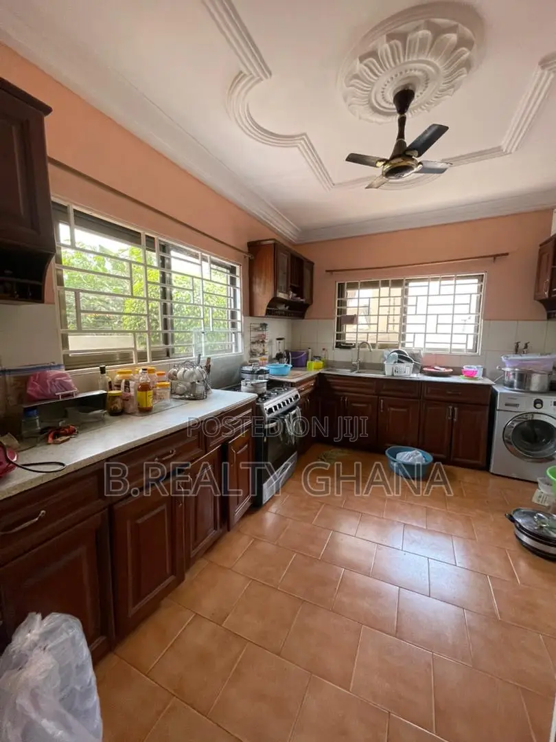 4bdrm House in Manet Estate, Spintex for sale