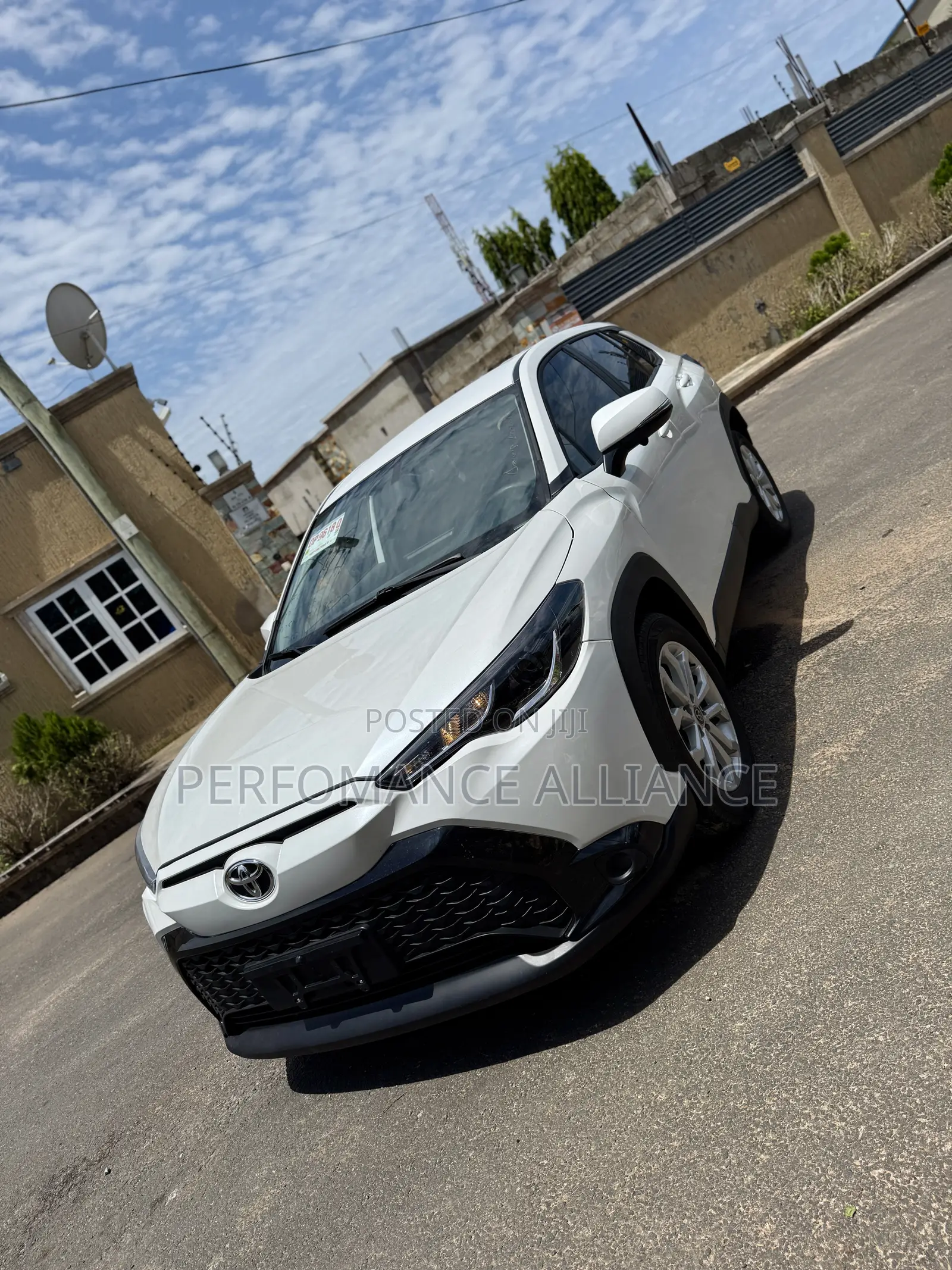 Toyota Frontlander 2.0 Petrol FWD 2025 White