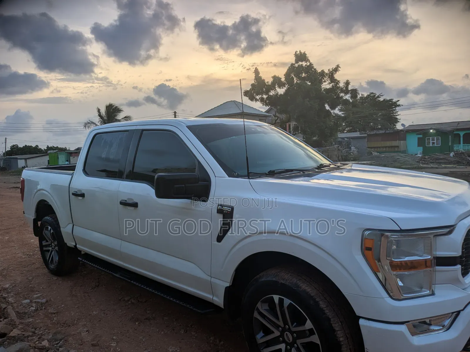Ford F-150 2023 White