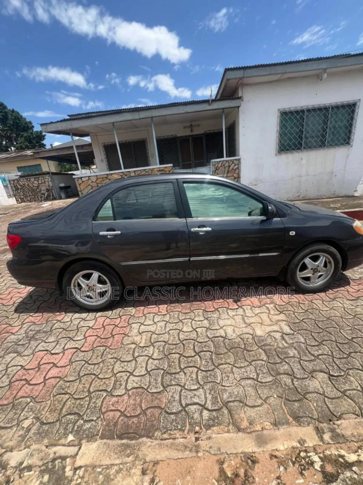 Toyota Corolla 2010 Gray