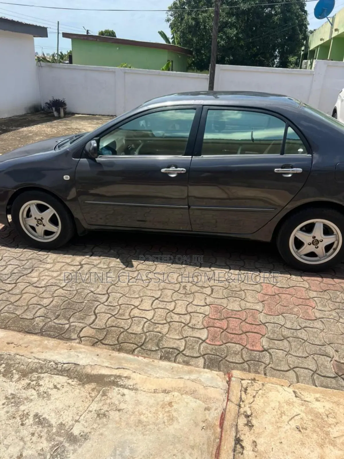 Toyota Corolla 2010 Gray