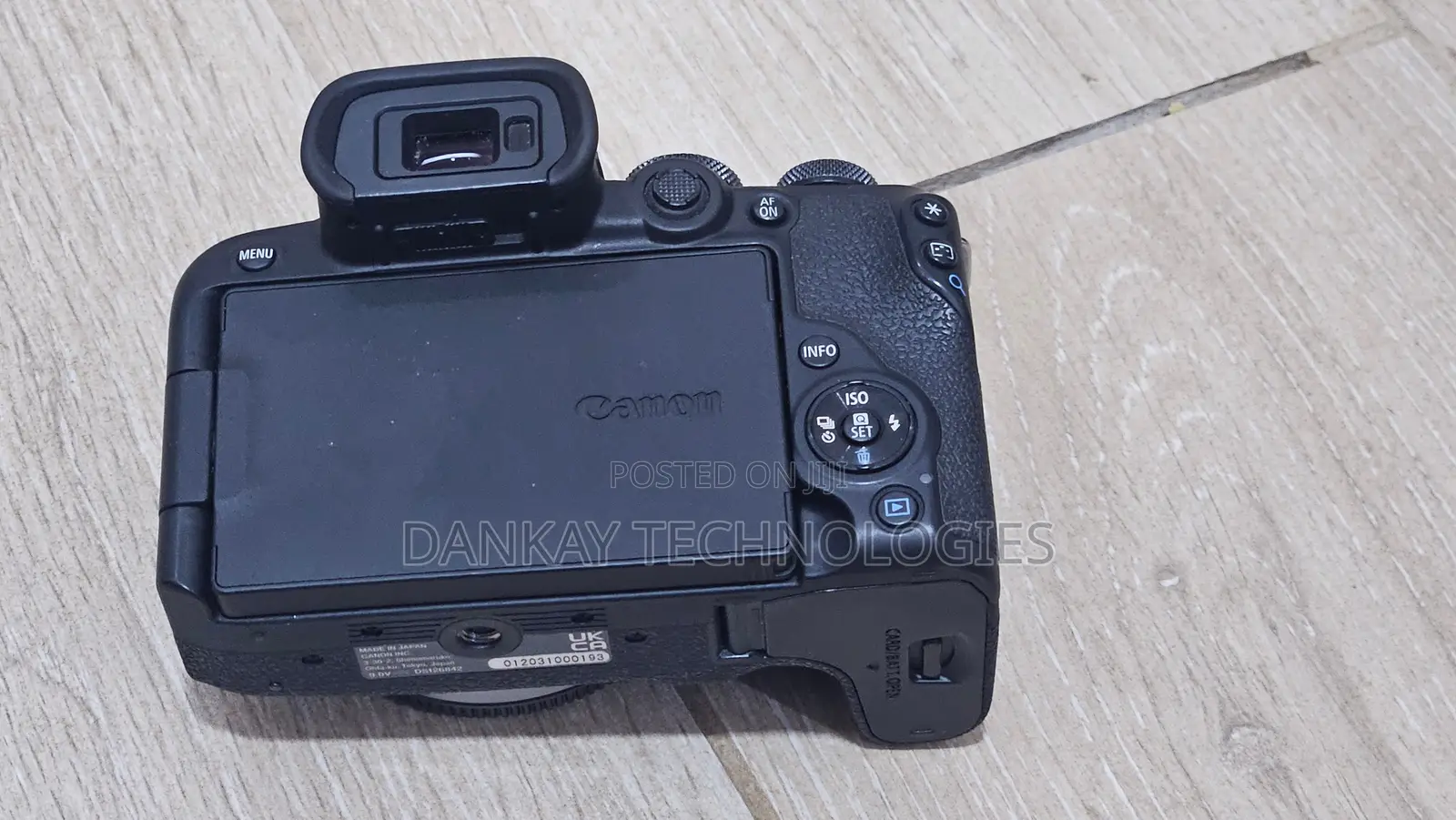 Canon R10 Mirrorless Camera With 18 - 45mm Lens