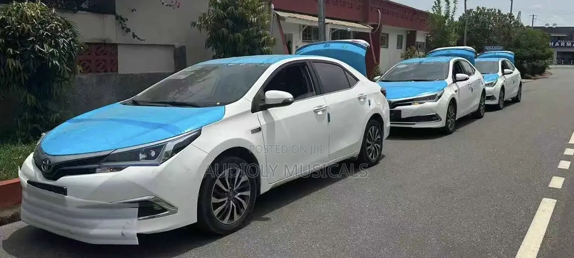 Toyota Corolla 2020 White