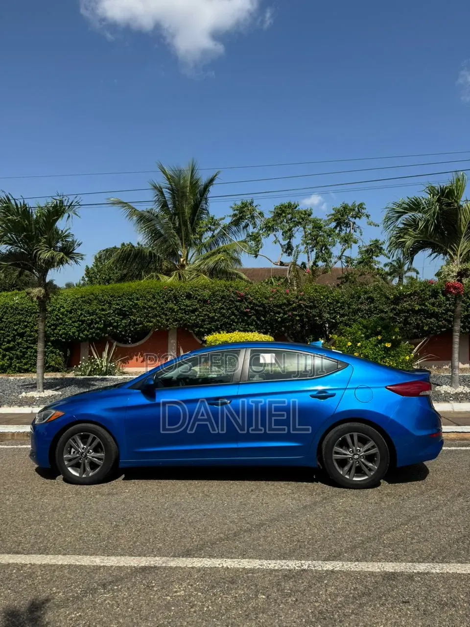 Hyundai Elantra SE Sedan FWD (2.0L 4cyl 6M) 2017 Blue