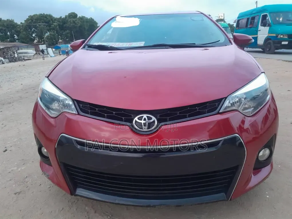 Toyota Corolla S Premium 4dr Sedan (1.8L 4cyl CVT) 2016 Red