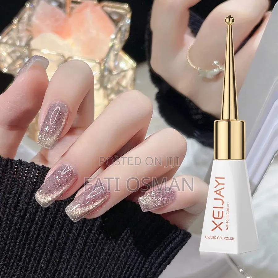 Cat-Eye Gel Polish