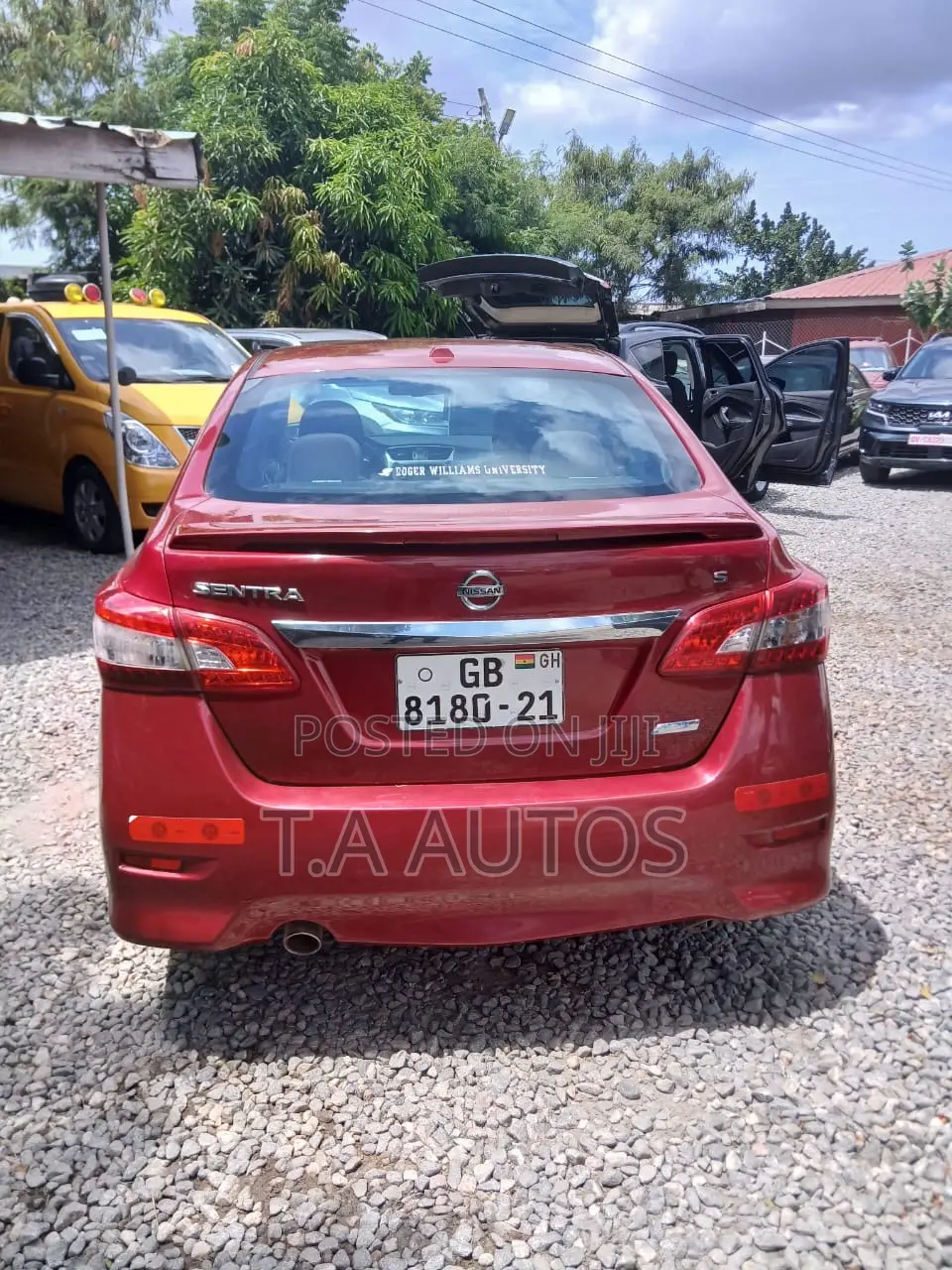 Nissan Sentra S 4dr Sedan (1.8L 4cyl 6M) 2015 Red