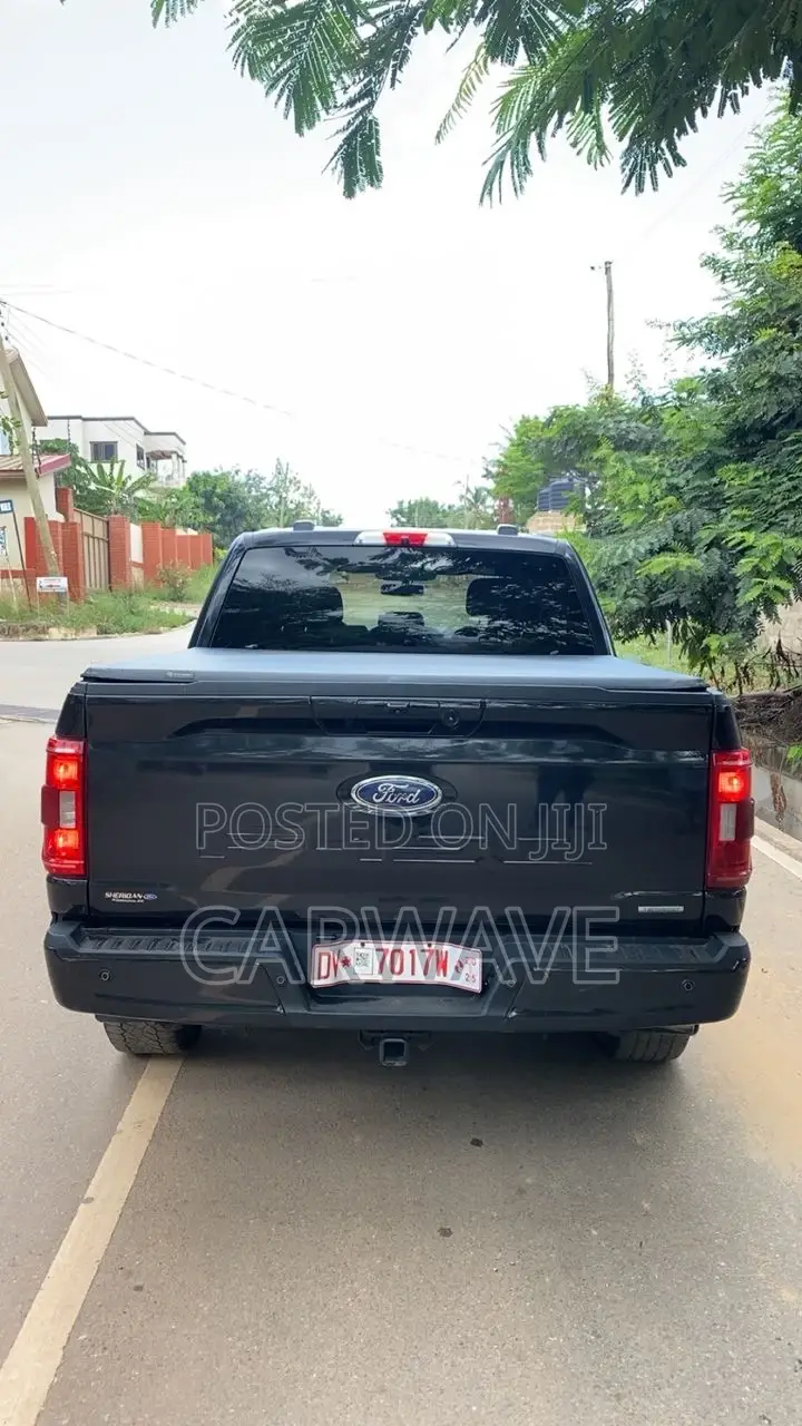 Ford F-150 XLT 2021 Black