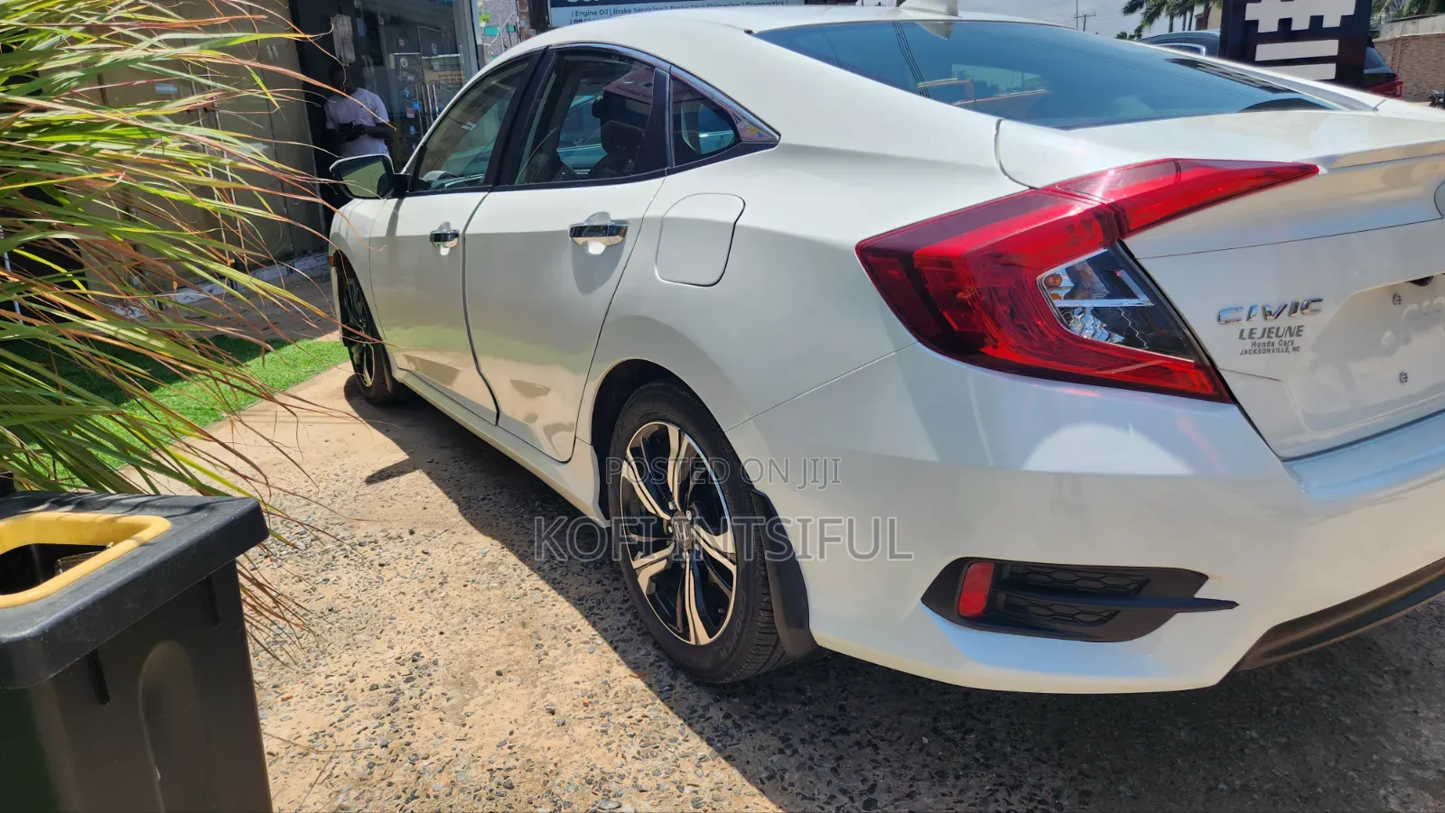 Honda Civic Touring Sedan 2018 White