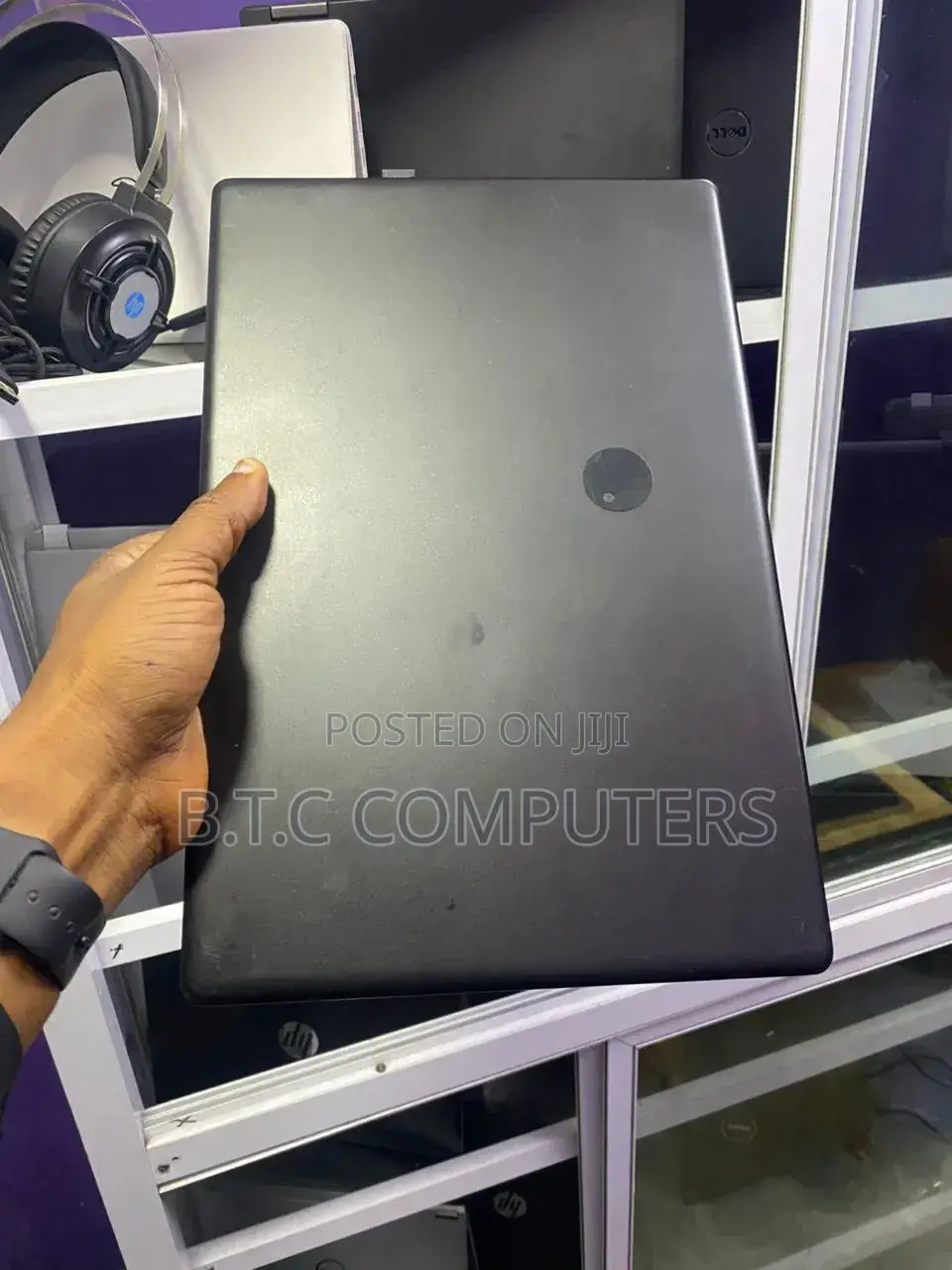 Laptop Avita Admiror Intel 14 4GB Intel HDD+SSD 320GB