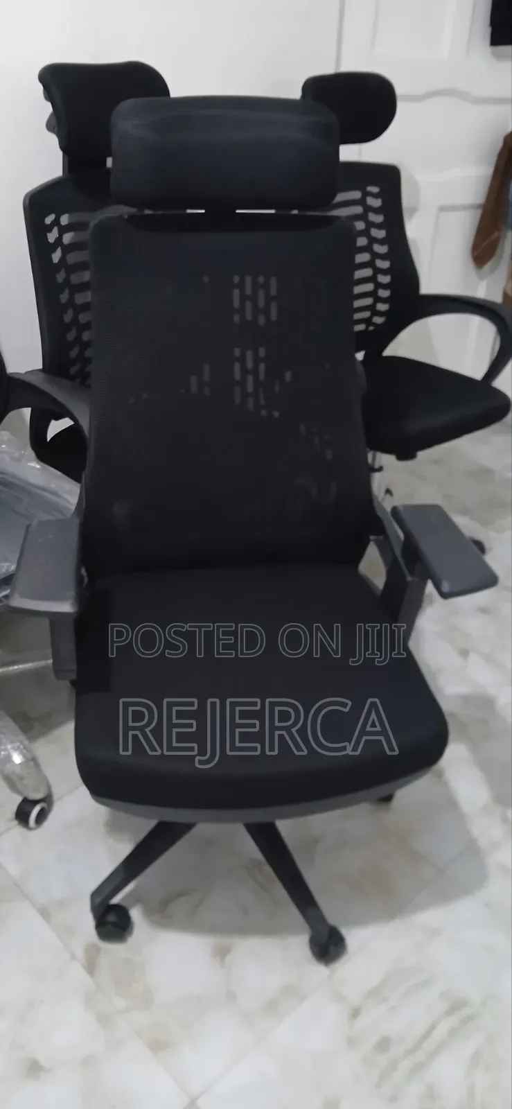 Adjustable Office Swivel Chair