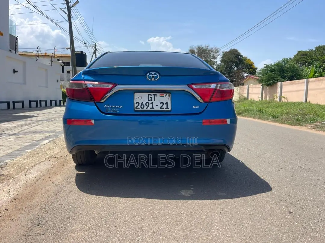 Toyota Camry LE 4dr Sedan (2.5L 4cyl 6A) 2017 Blue