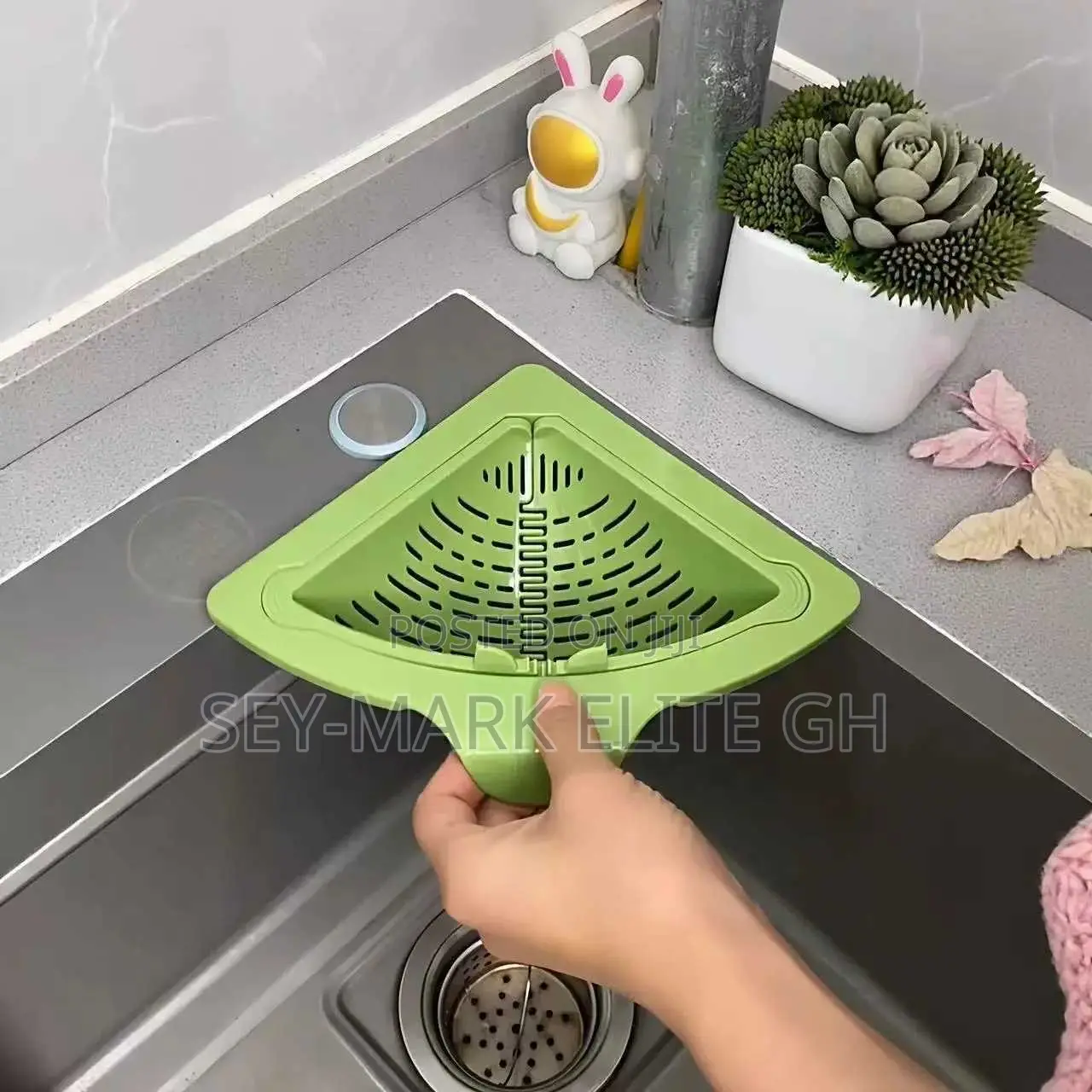 Magnetic Sink Drain Basket
