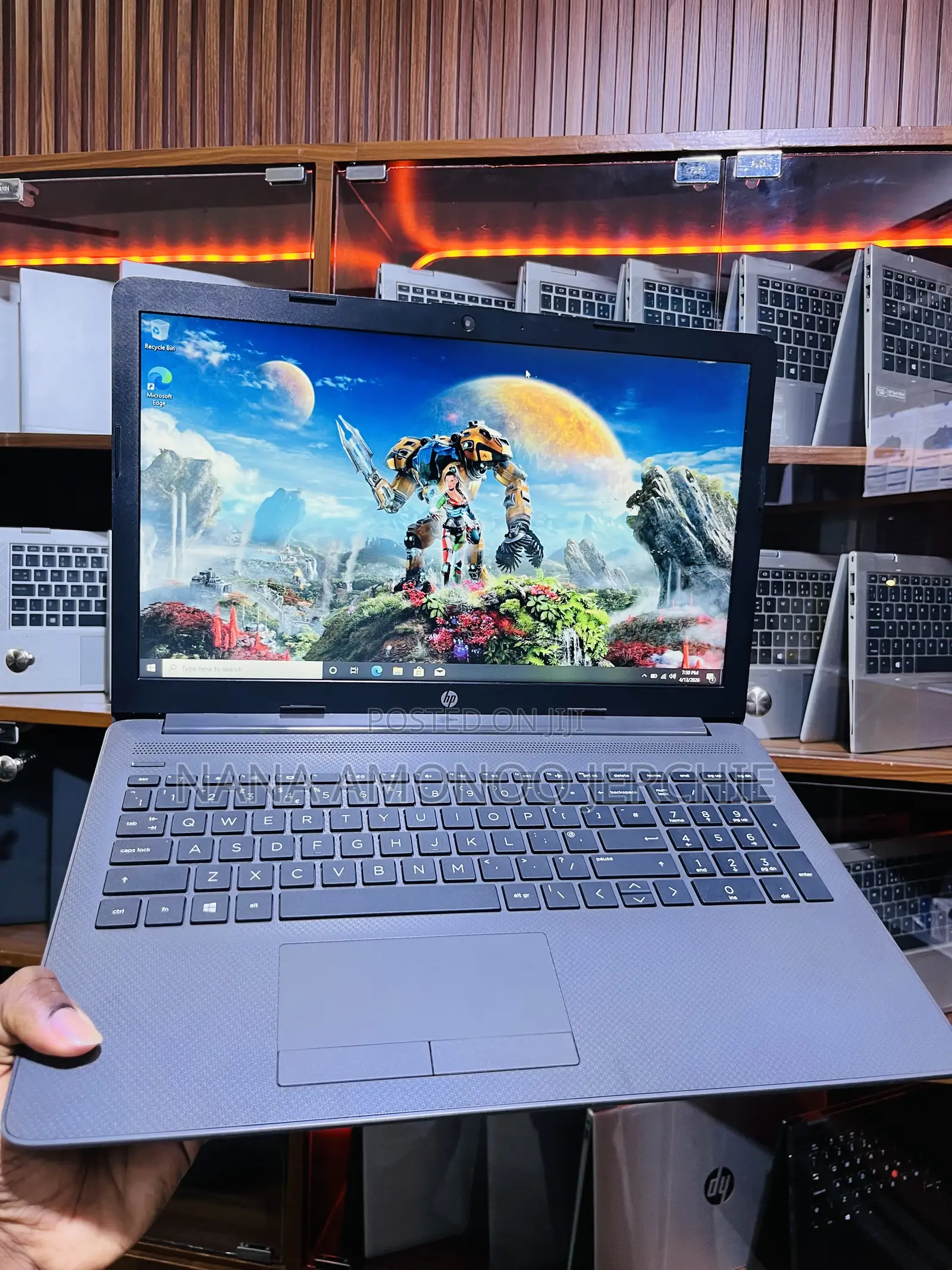 Laptop HP 255 G6 8GB AMD SSD 128GB