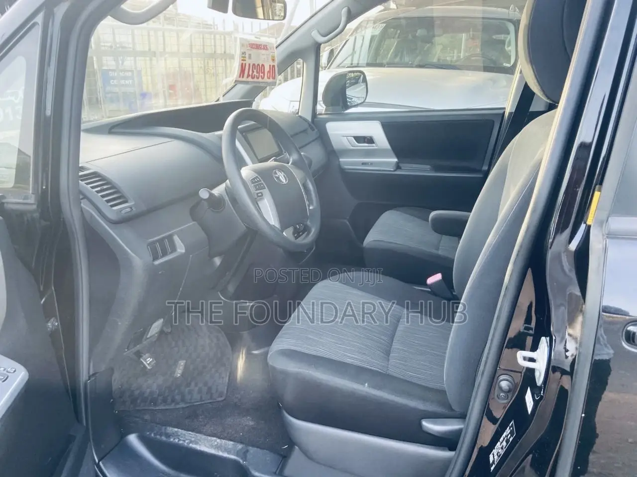 Toyota Voxy 2013 Black