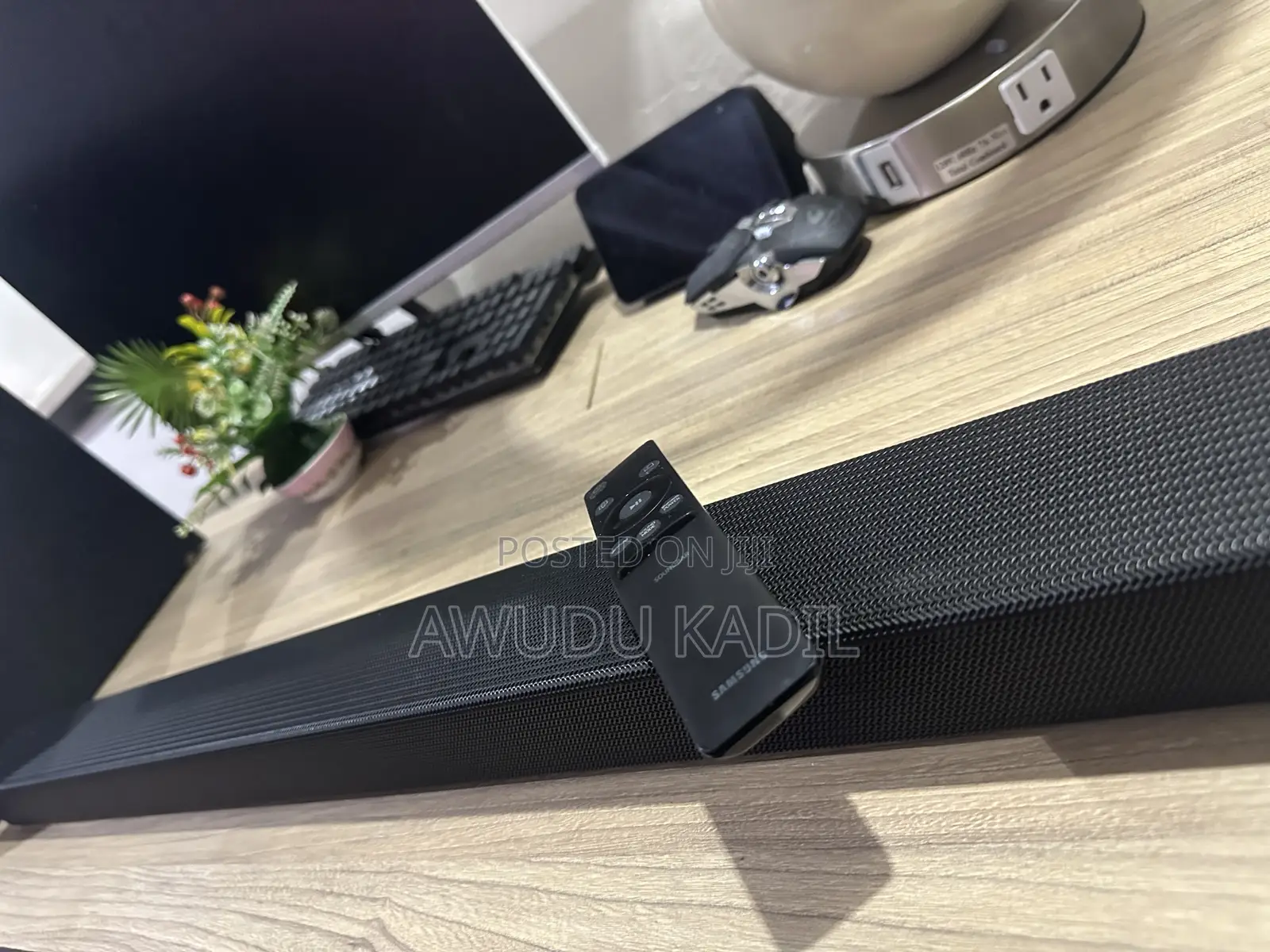 Samsung Hw- M450 Soundbar