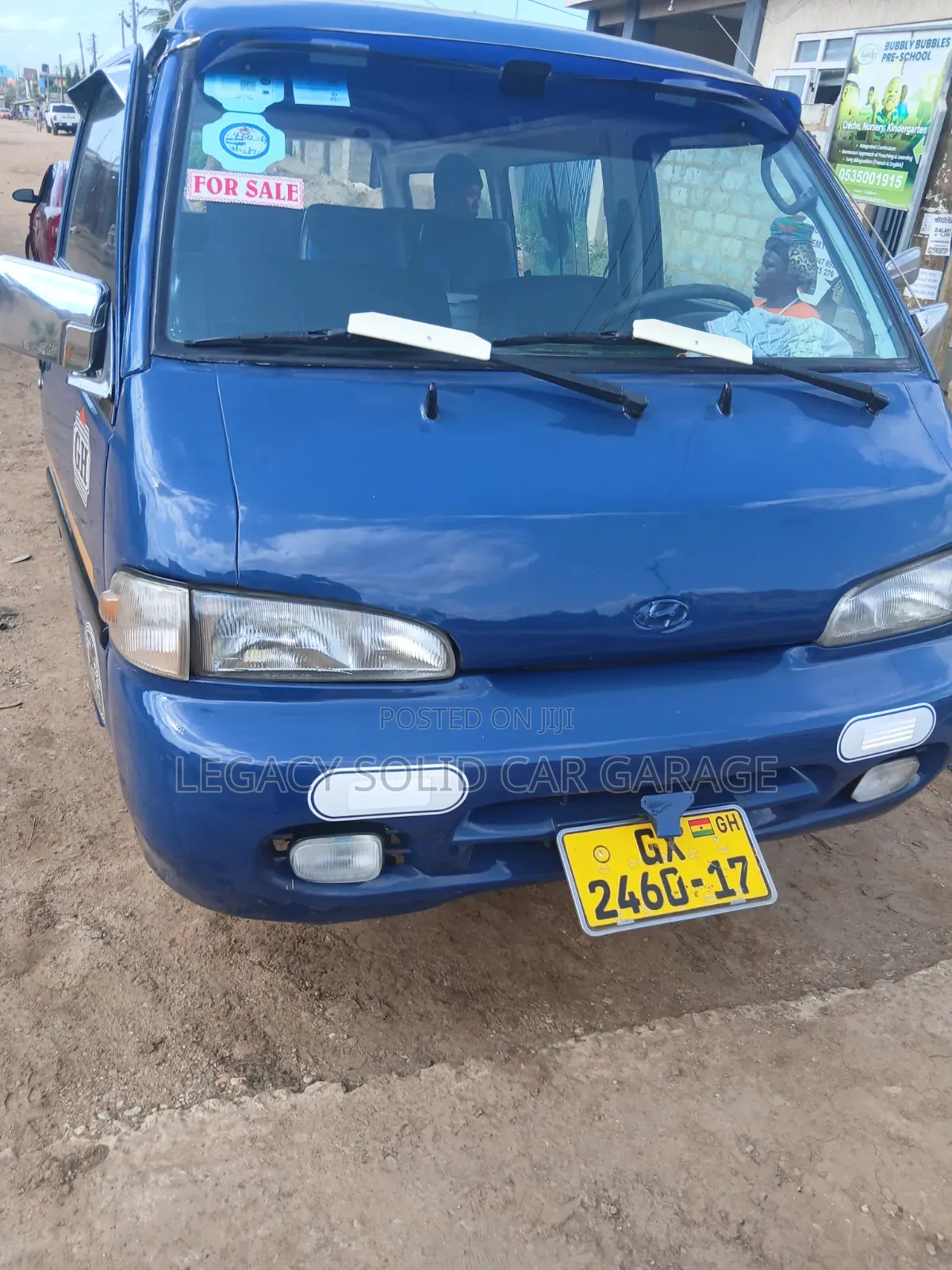 Hyundai H200 2001 Blue