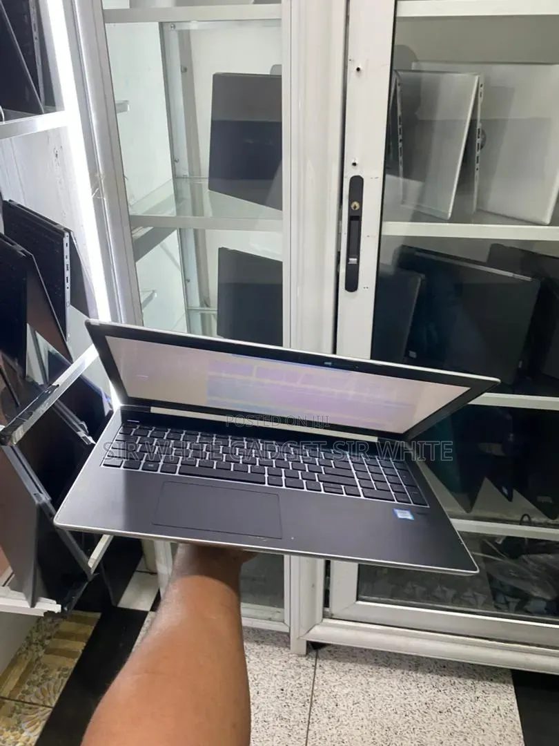 Laptop HP ProBook 450 G5 8GB Intel Core i5 SSD 256GB