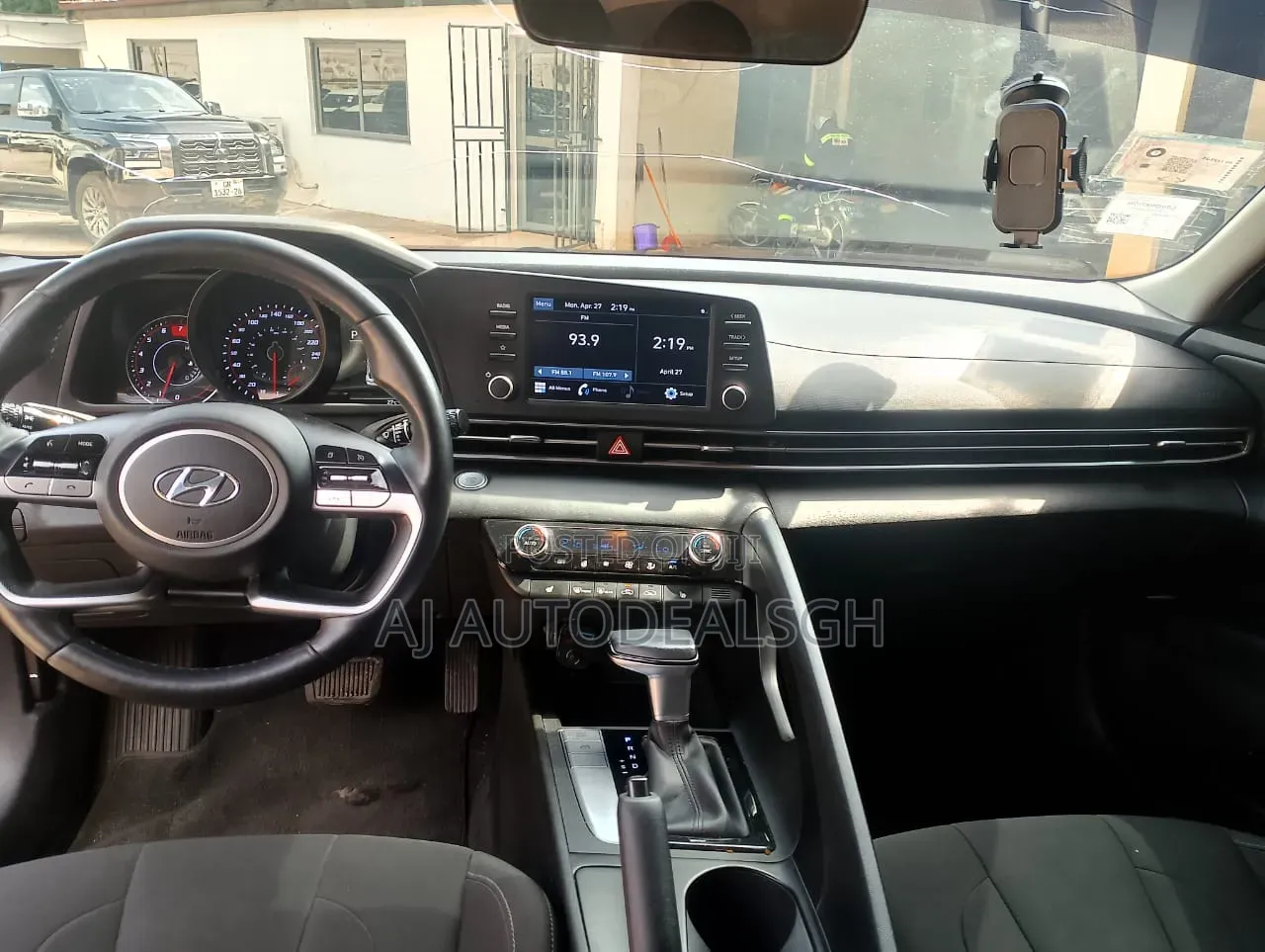 Hyundai Elantra SEL 2022 Red