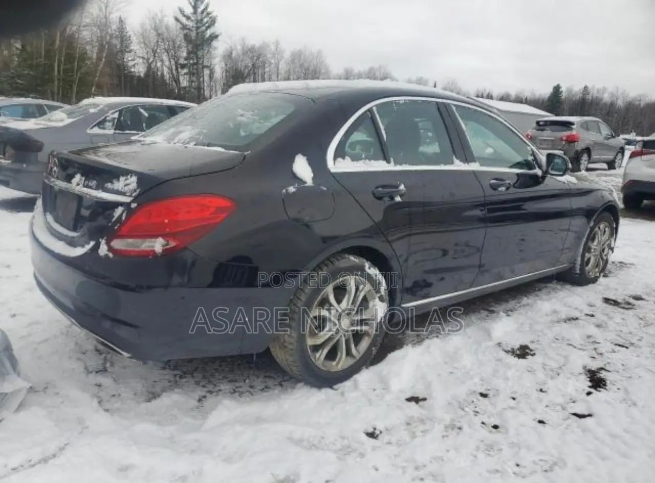 Mercedes-Benz C300 2016 Black