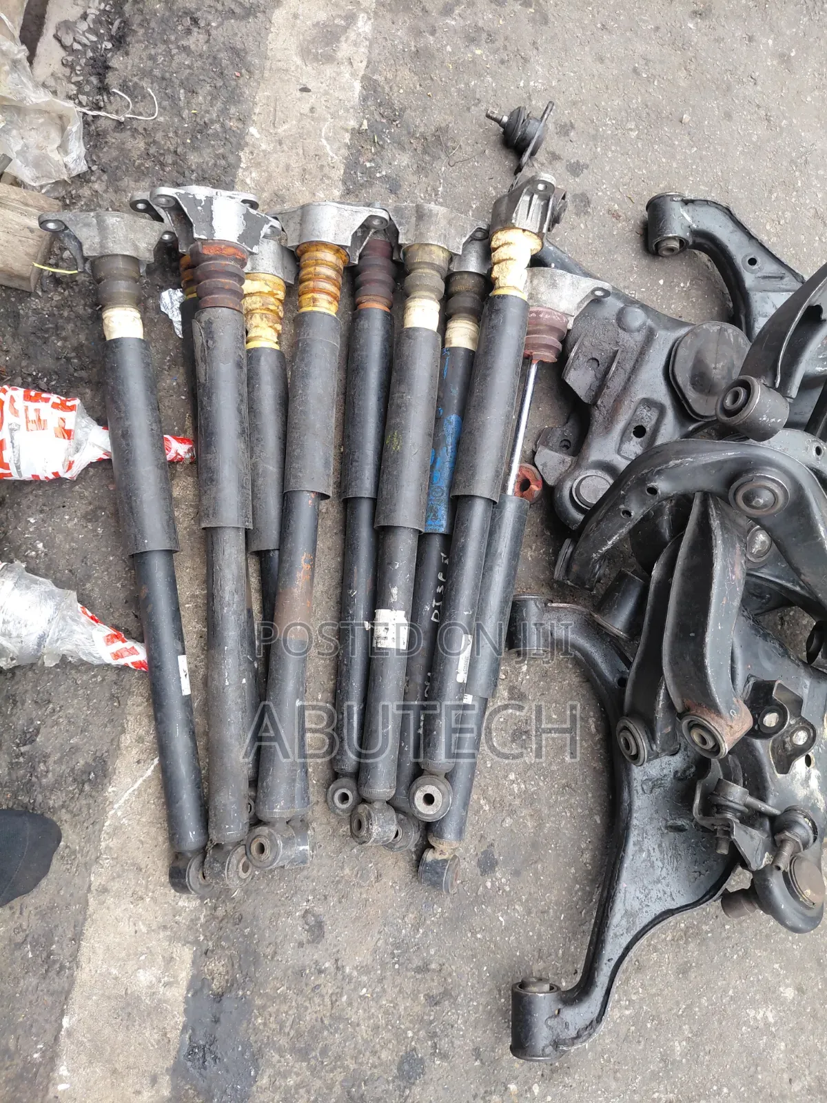 Back Shock Toyota I a 2014, 2015, 2016, 2017