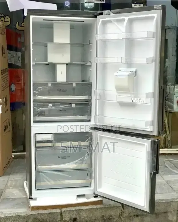 Lg 446l Refrigerator, Bottom Freezer, Dispenser, Inverter Compressor,