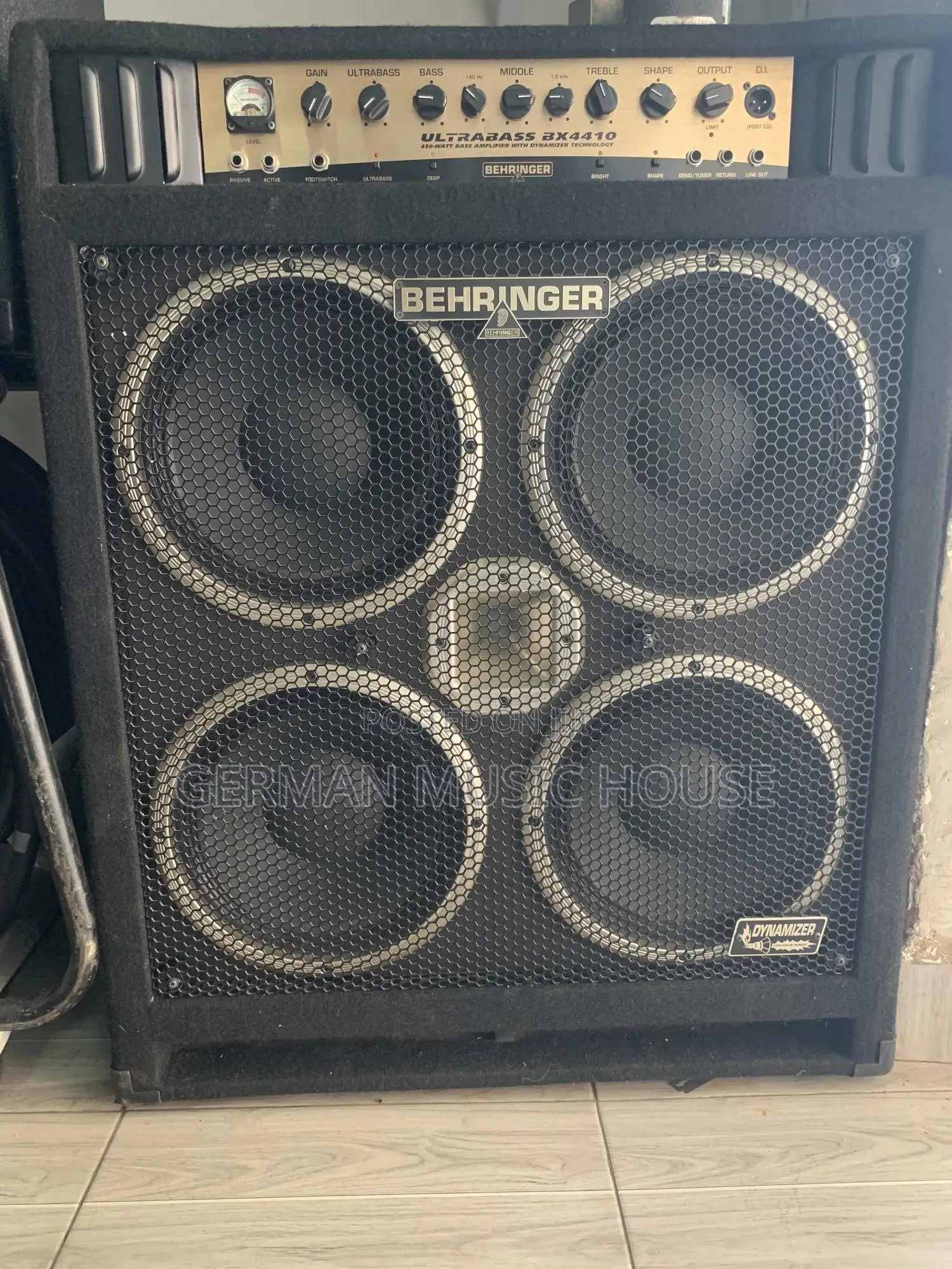 Behringer Bass Combo