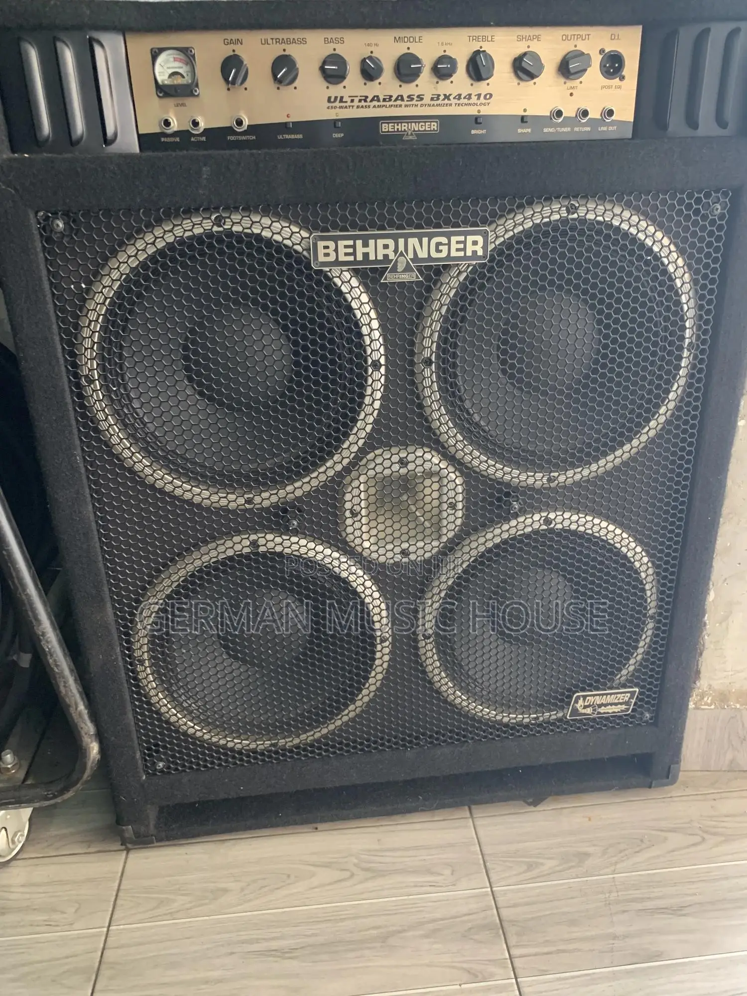 Behringer Bass Combo