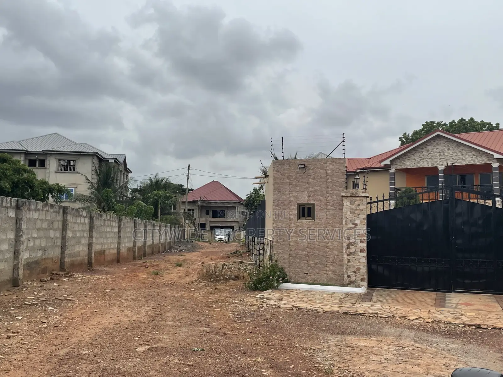 3bdrm House in Pantang, Oyarifa Mall Area for sale