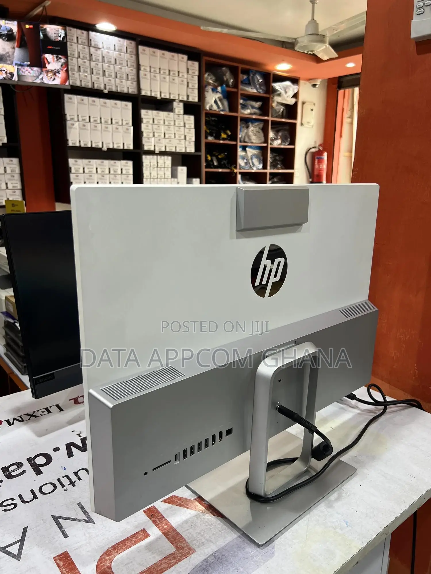 Desktop Computer HP Pavilion 24 8GB Intel Core i5 HDD+SSD 2T
