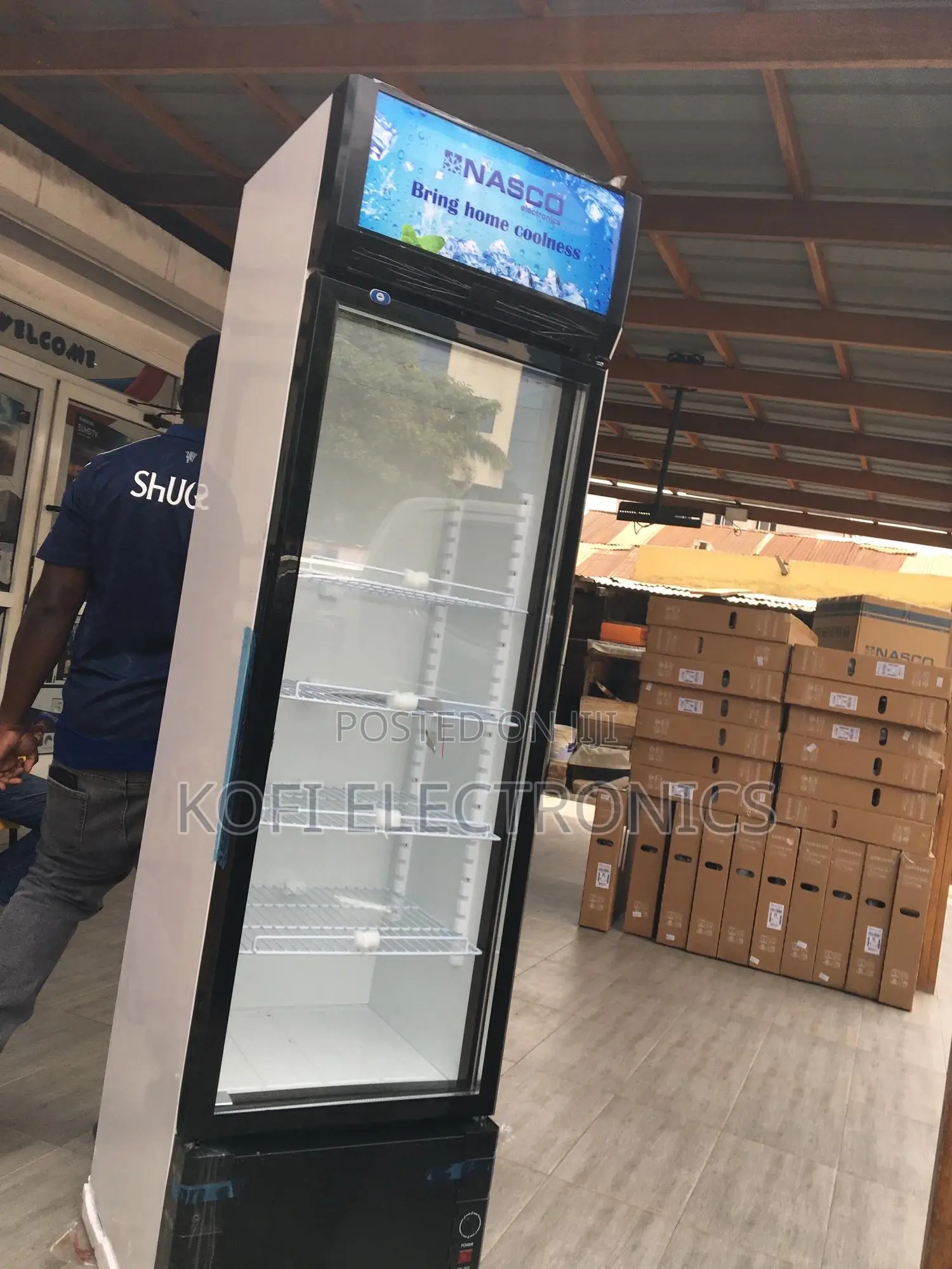 Nasco 358l Showcase Fridge Reliable Cooling For Everyday Use