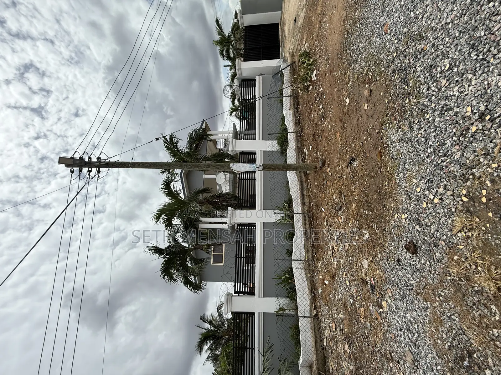 6bdrm House in 6. Bedroom House For, Pillar 2 for sale