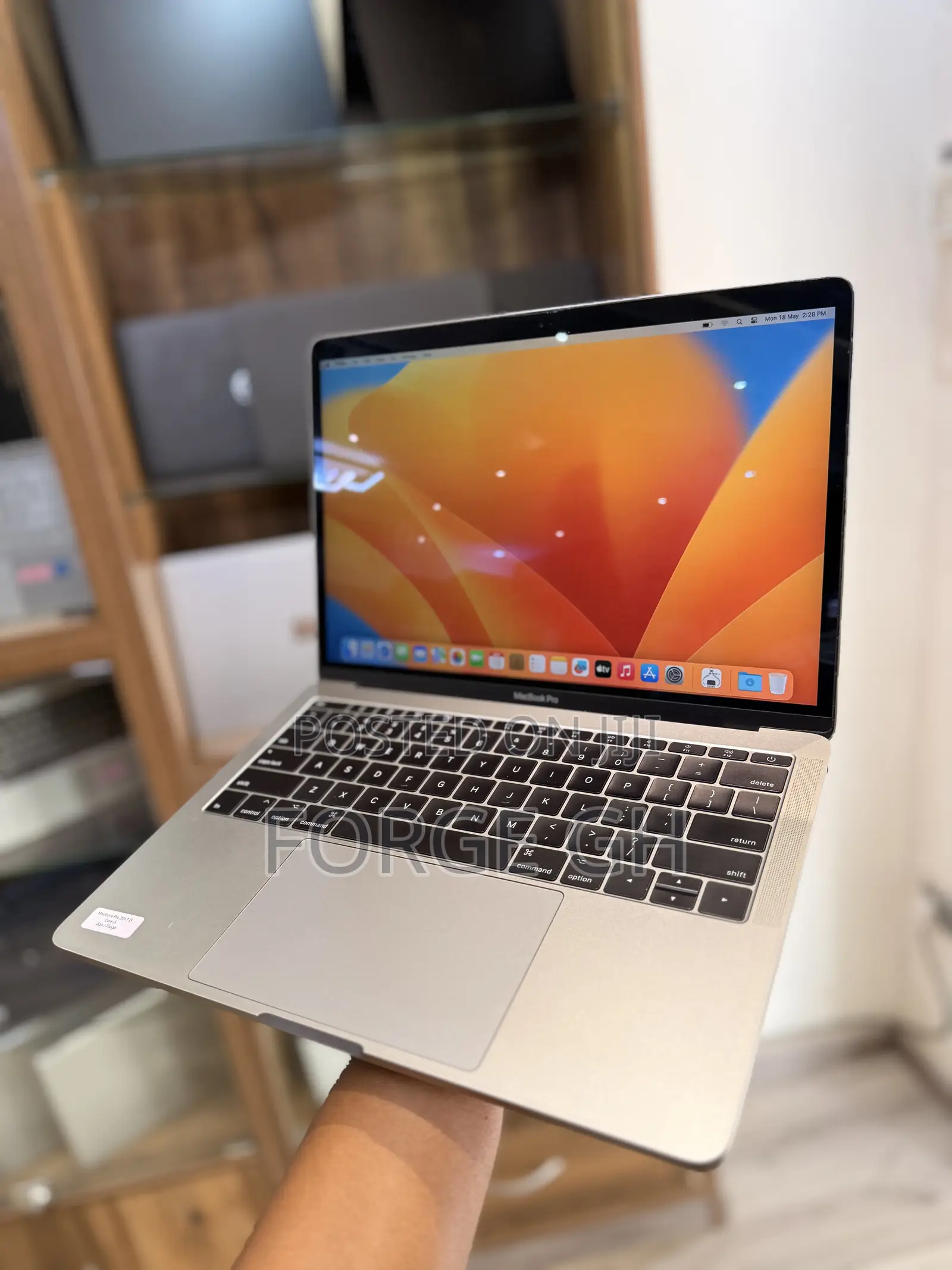 Laptop Apple MacBook Pro 2017 8GB Intel Core i5 SSD 256GB