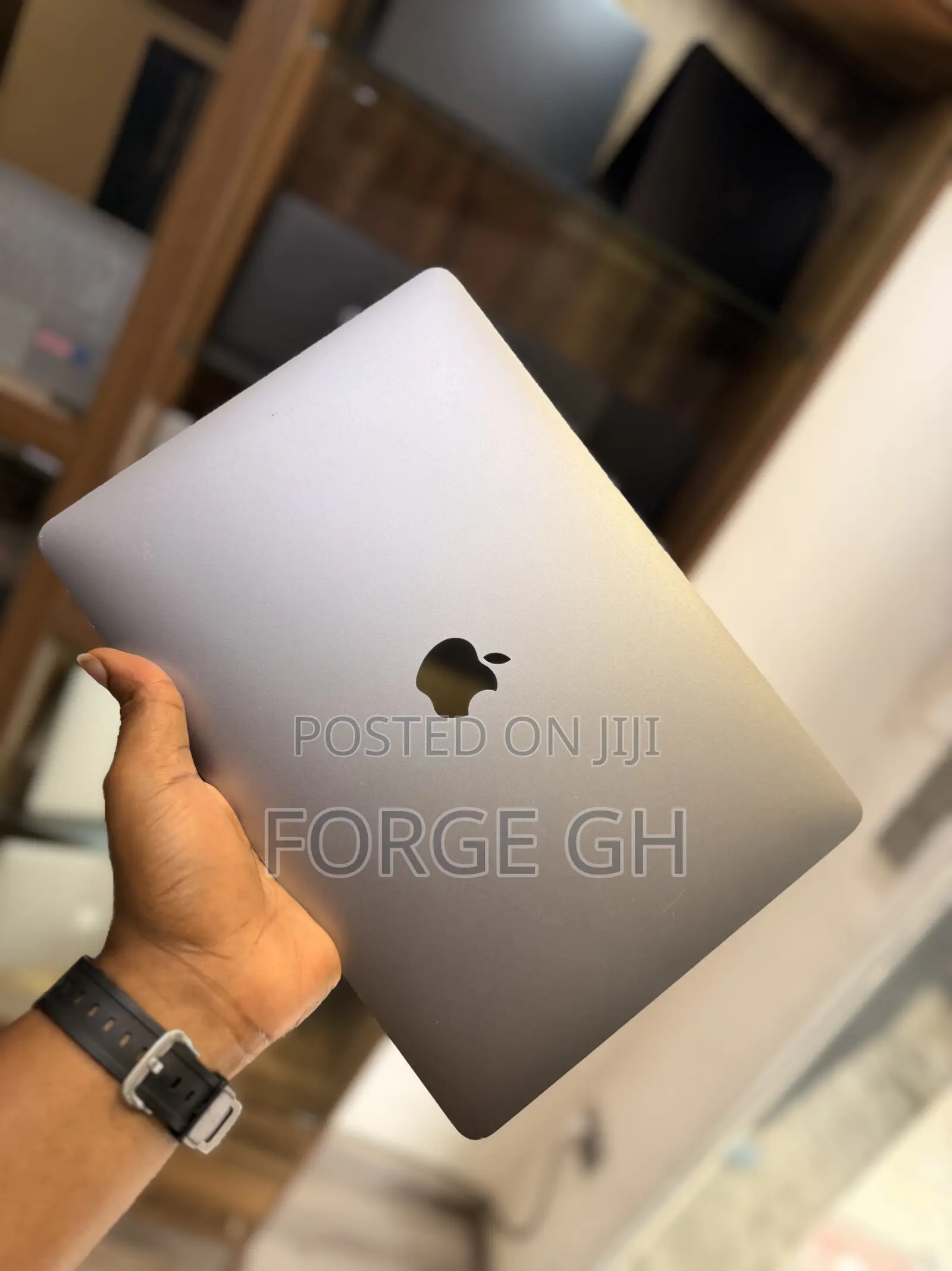 Laptop Apple MacBook Pro 2017 8GB Intel Core i5 SSD 256GB
